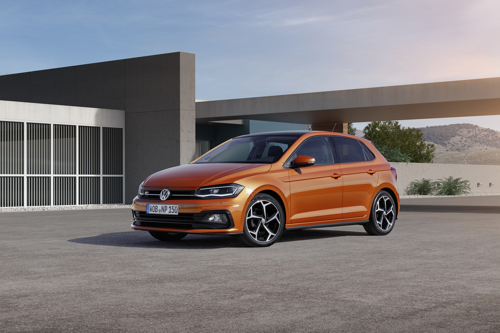 triatlon Blauw maat Does The VW Polo Look Better With A Golf Mk8-Inspired Face? | Carscoops