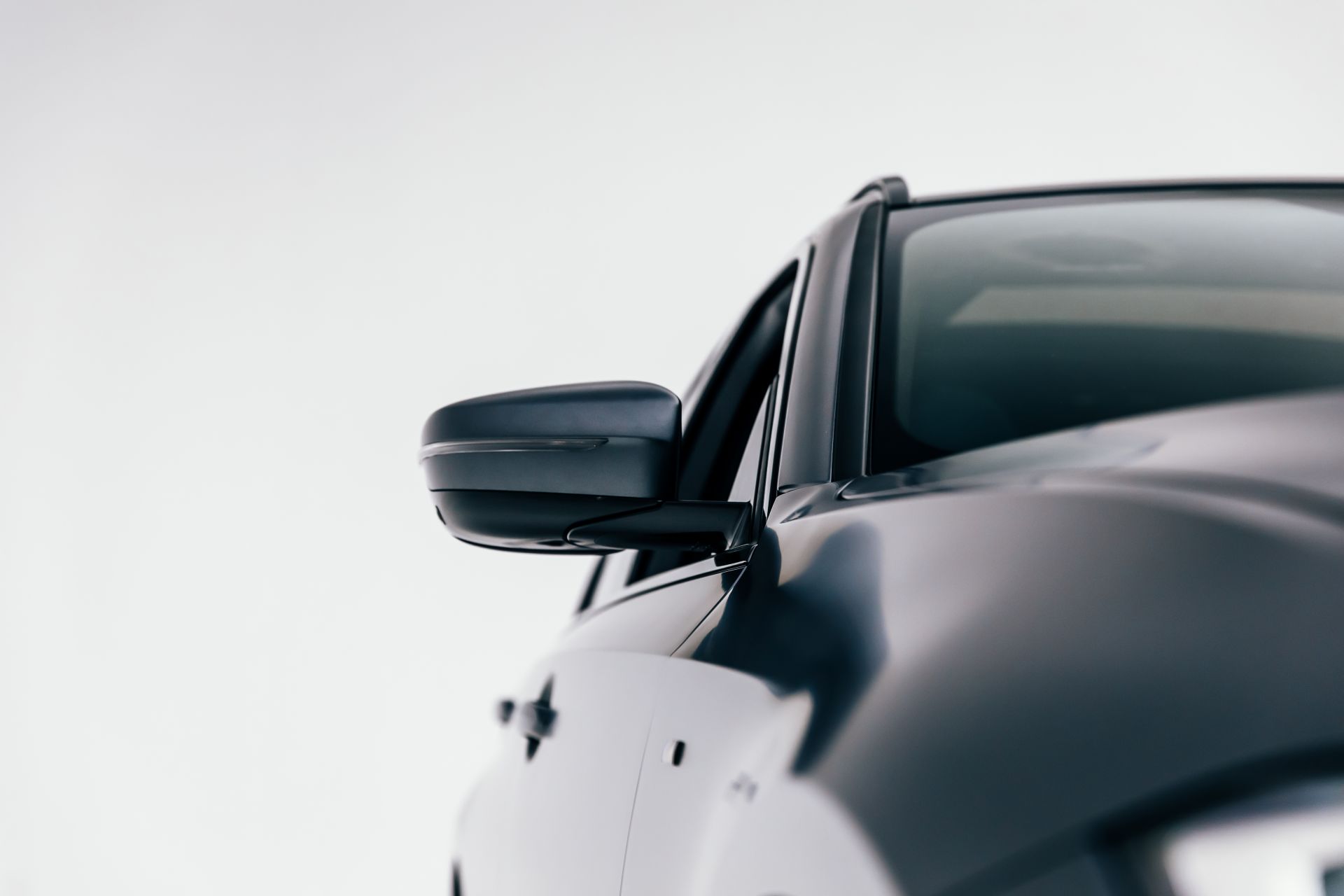 BMW M340i xDrive Touring First Edition Shows Optional Laser Lights