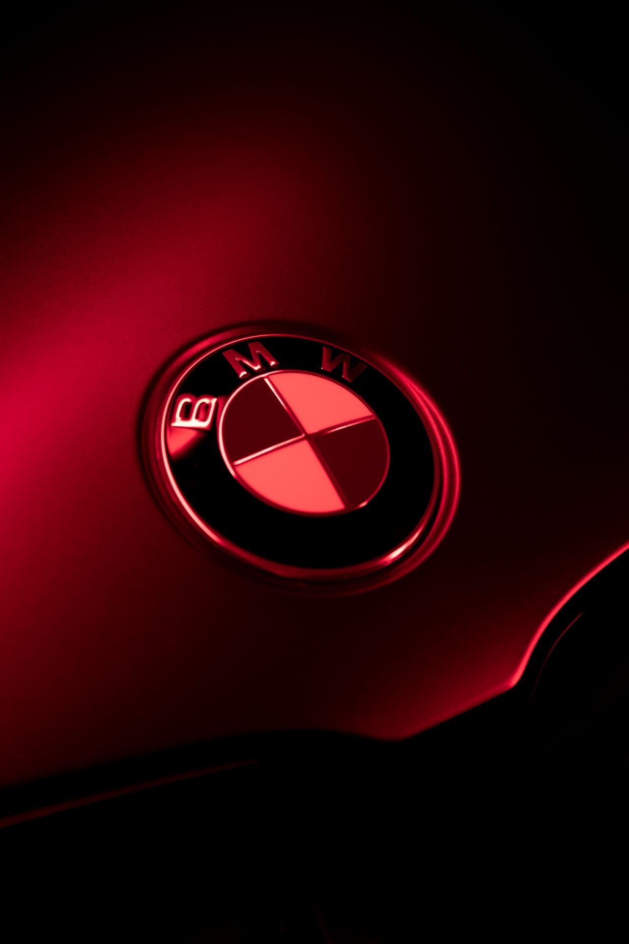 BMW M340i xDrive Touring First Edition Shows Optional Laser Lights