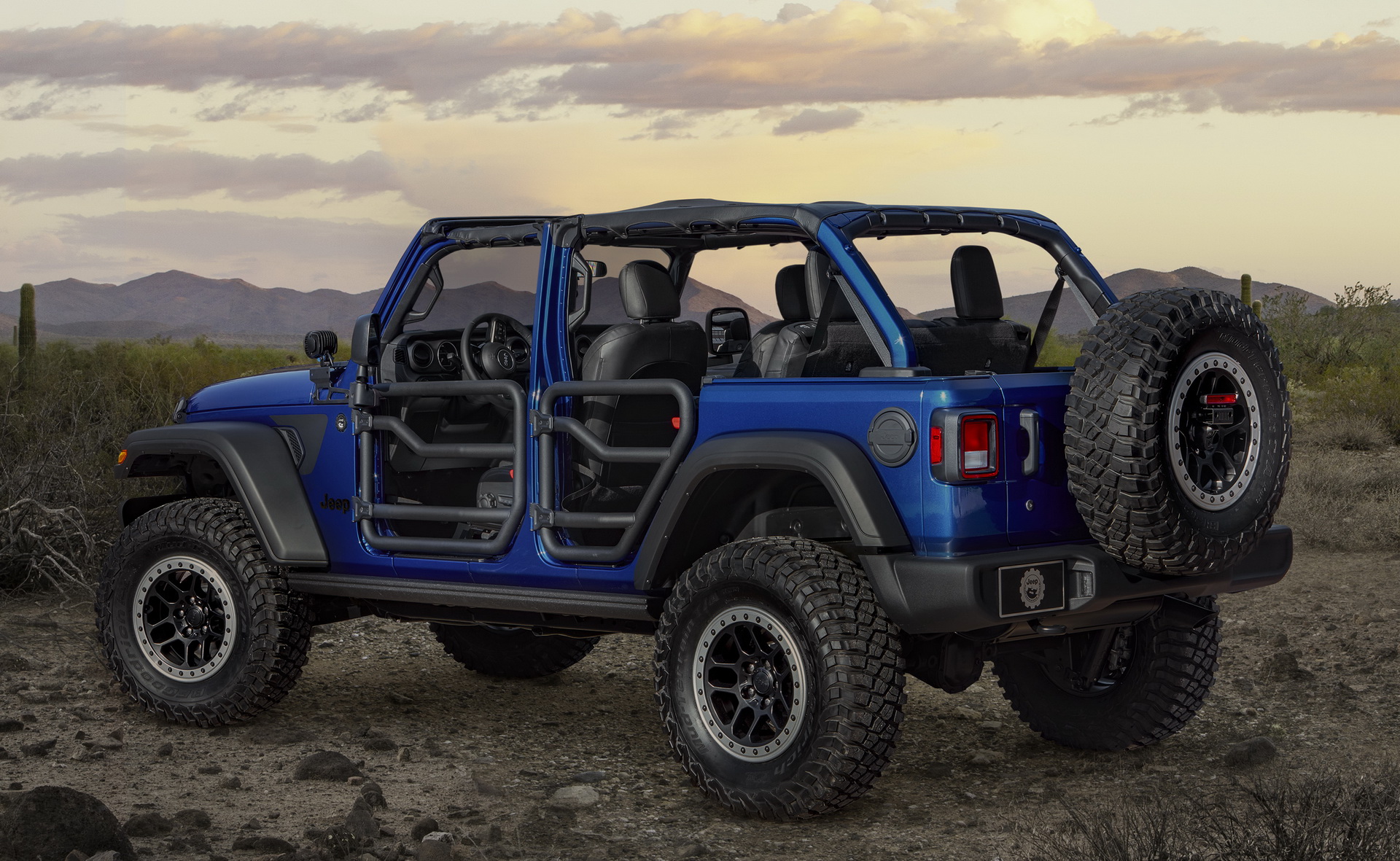 21 Jeep Wrangler Getting Ready To Fight New Ford Bronco With Small Updates Carscoops