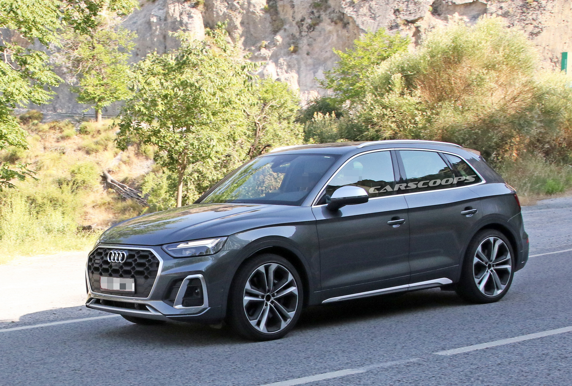 2021 Audi SQ5 Emerges Camo Free, Looks Ready For Launch