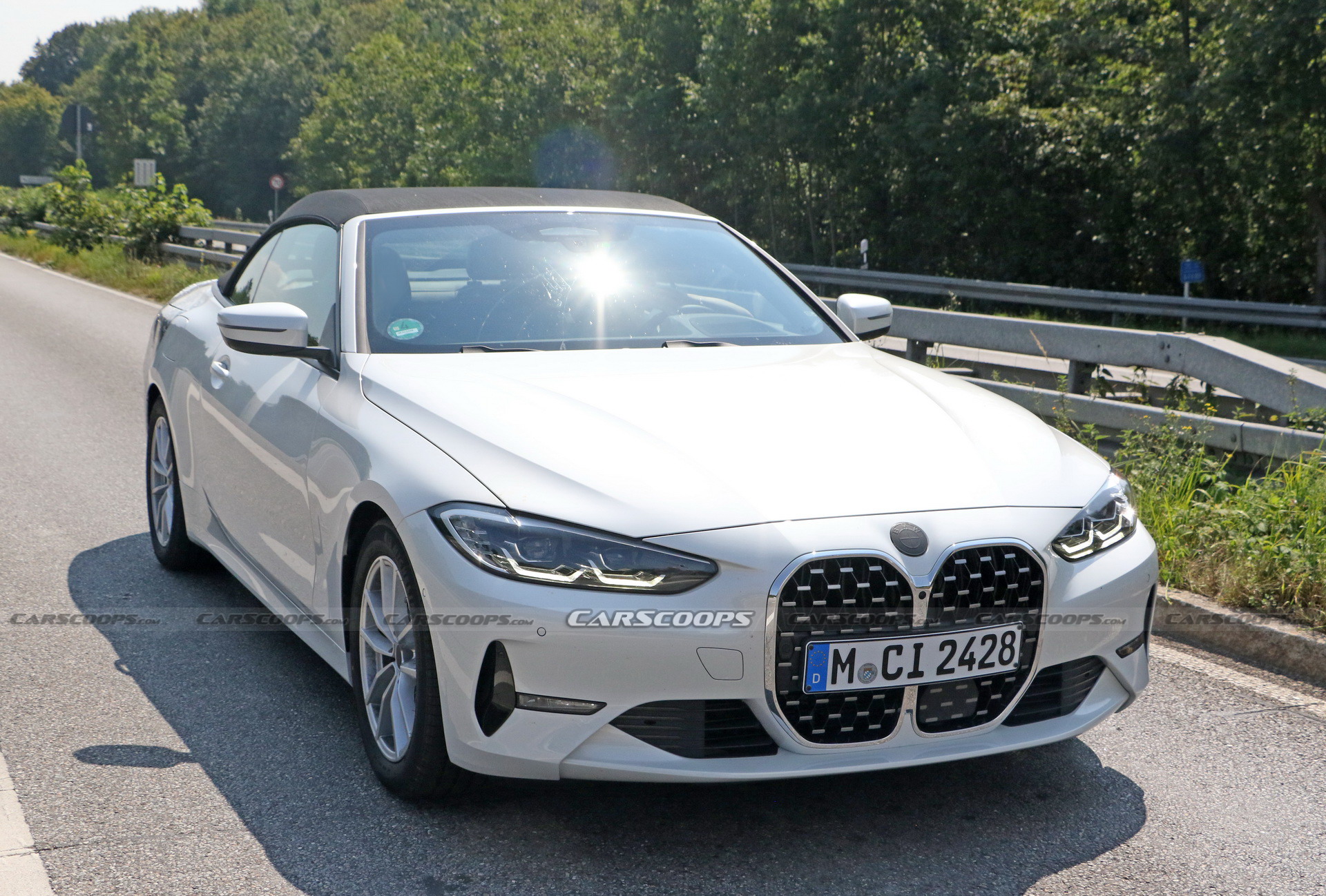 See The 2021 BMW 4-Series Convertible With Nearly No Camouflage!