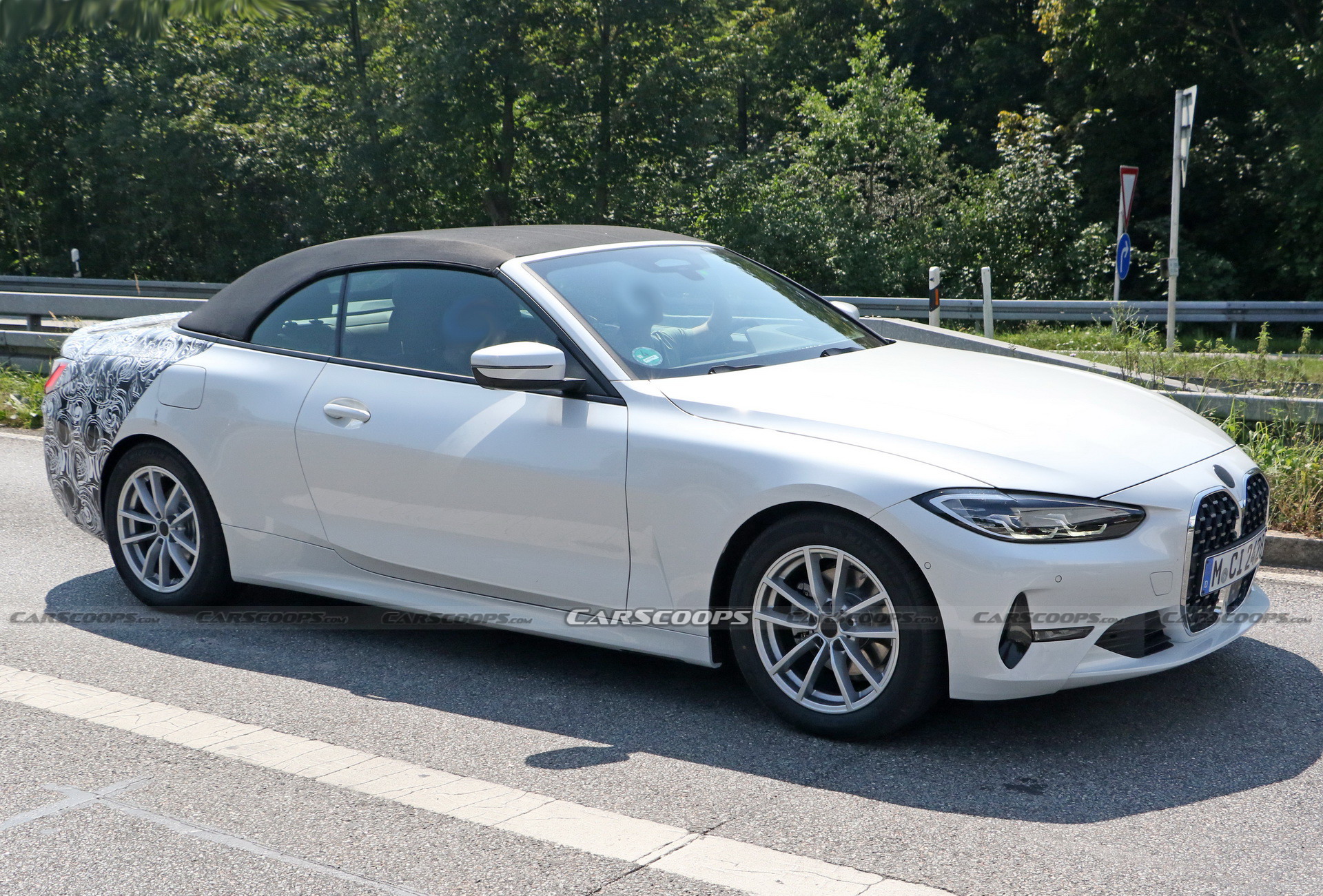 See The 2021 BMW 4-Series Convertible With Nearly No Camouflage!