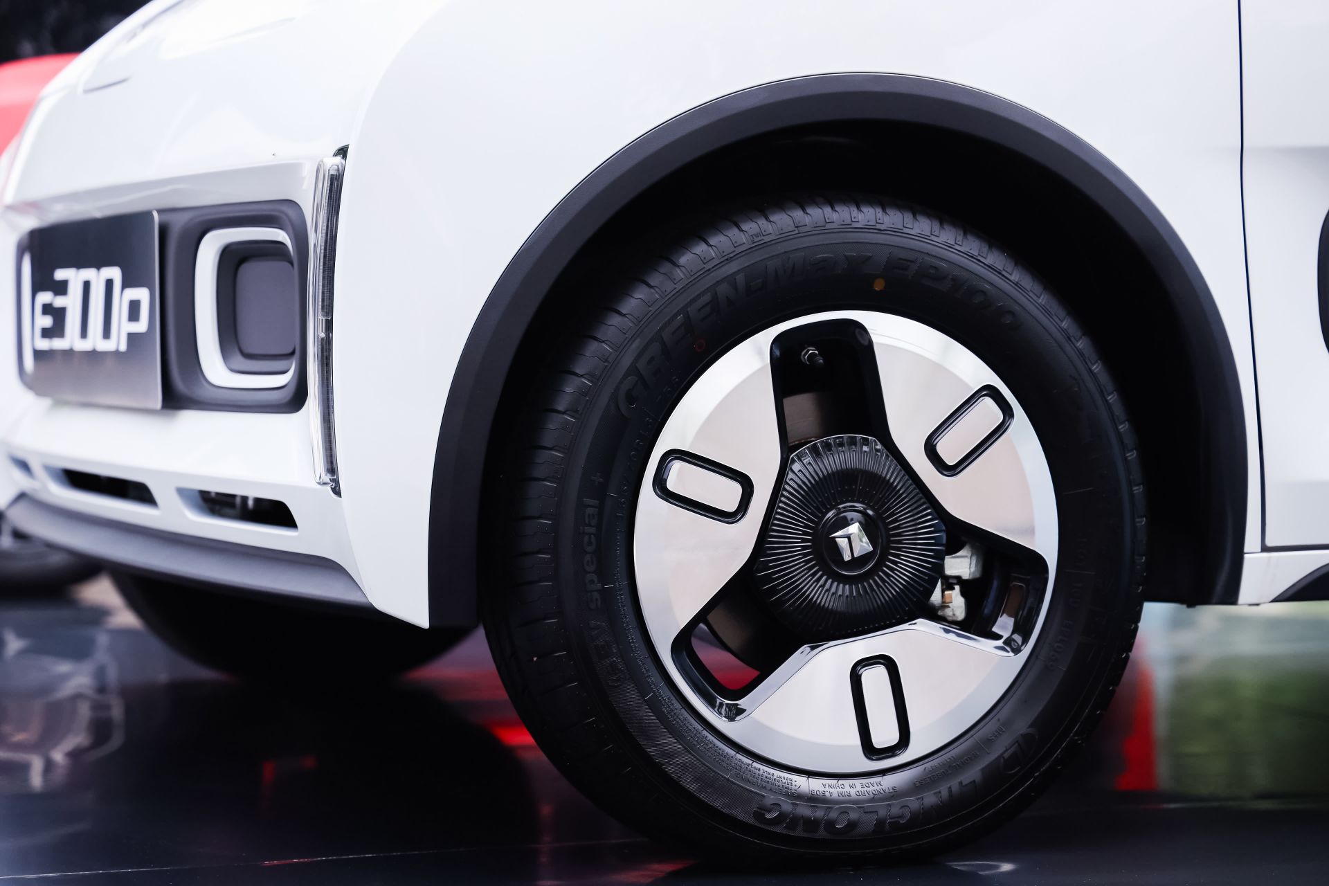 Quirky Baojun E300 And E300 Plus Mini EVs Offer 189-Mile Range For Under $10,000