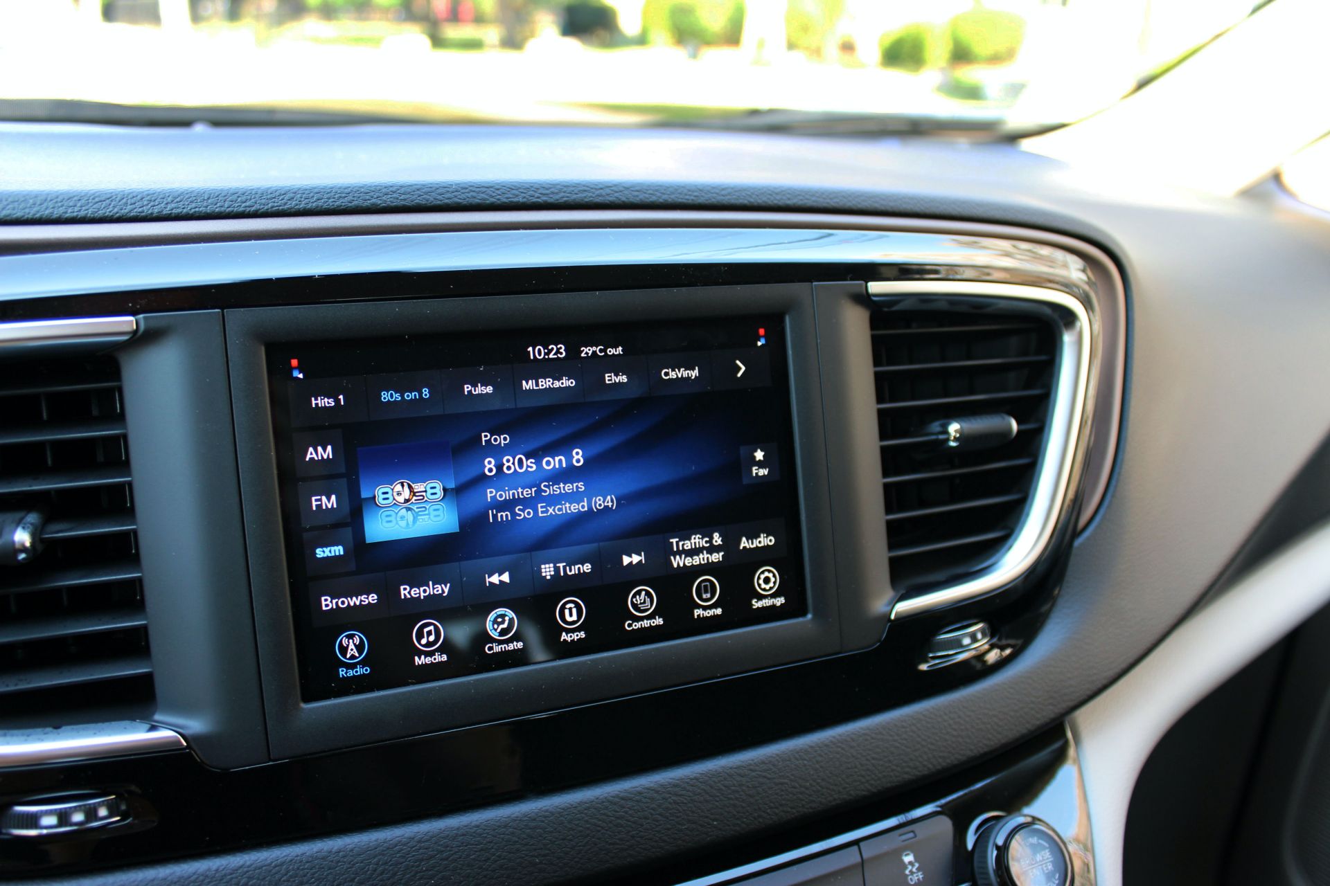 The Rebadging Of The Rebadged: 2021 Chrysler Grand Caravan Debuts As Canada’s Voyager