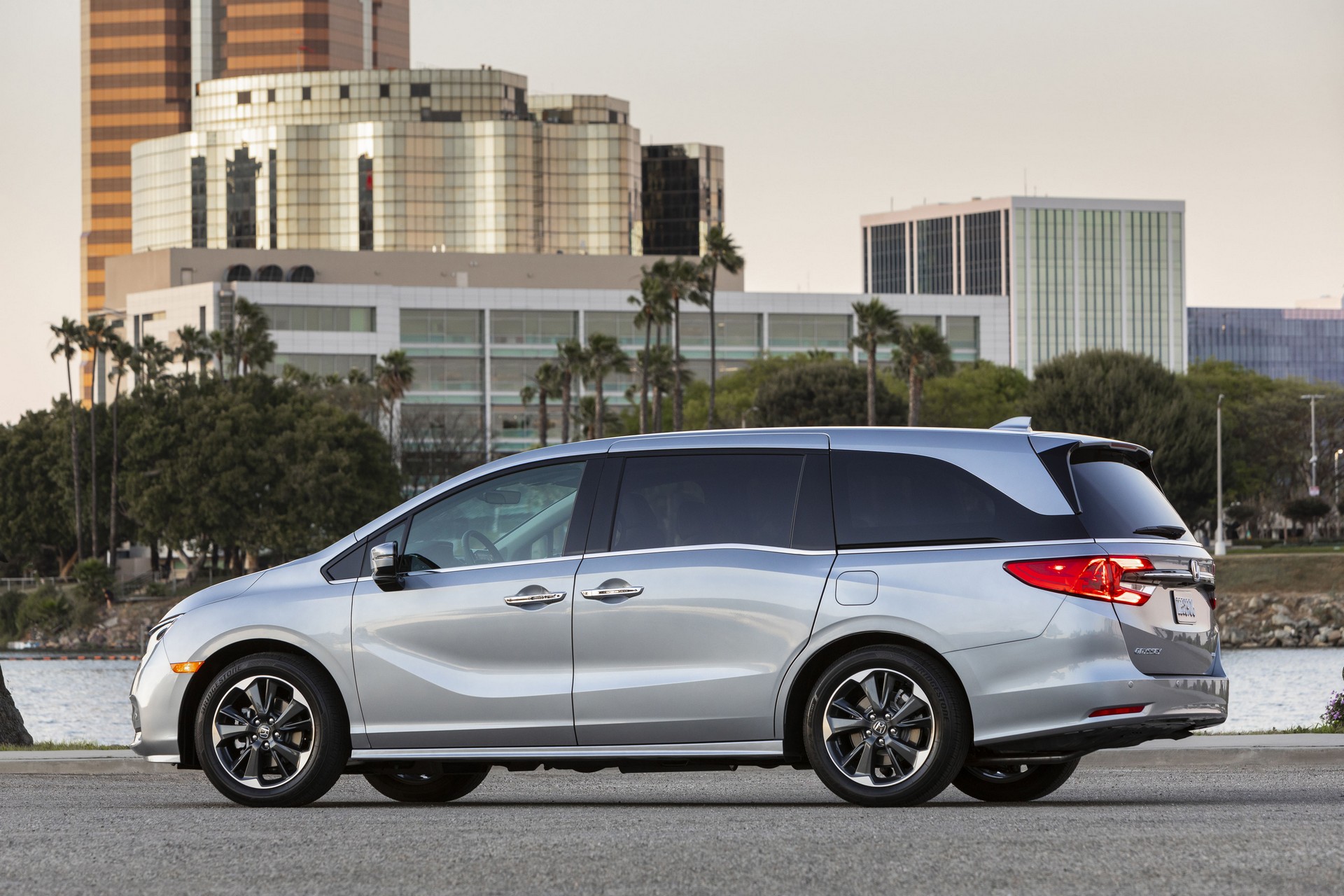 2021 Honda Odyssey Gets A Price Hike To Go Along With New Equipment And Updated Looks