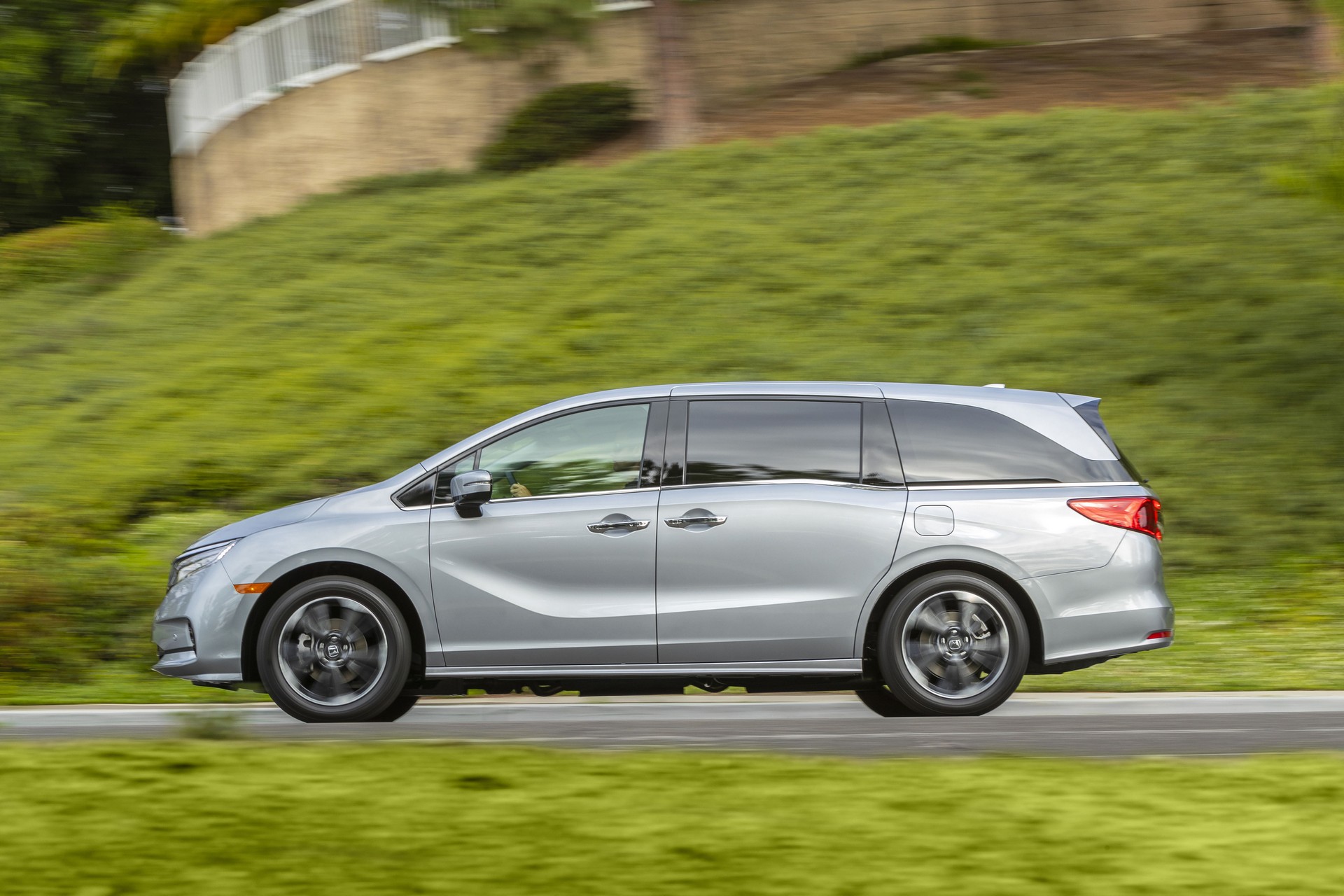 2021 Honda Odyssey Gets A Price Hike To Go Along With New Equipment And Updated Looks