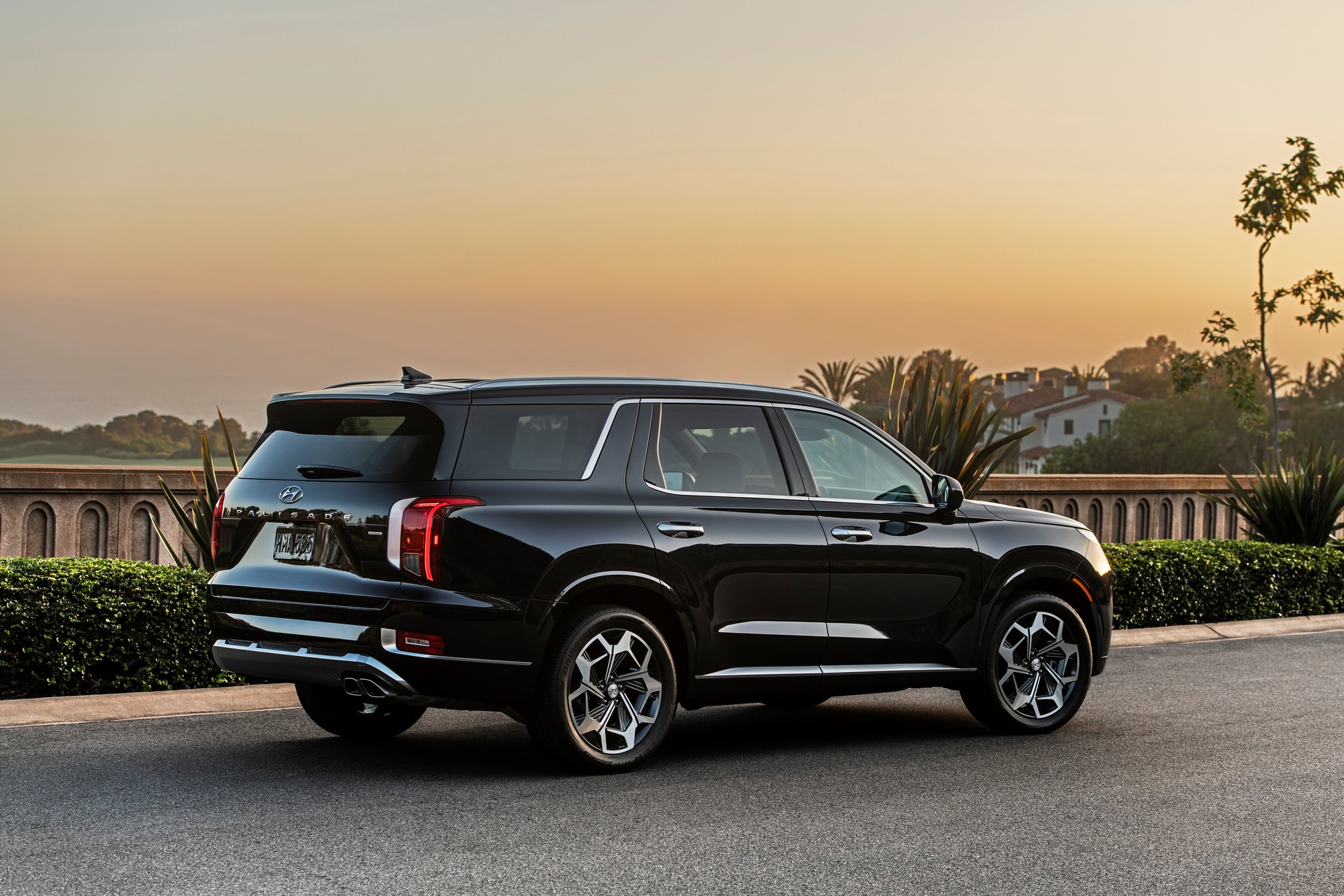 2021 Hyundai Palisade Gains More Equipment And Luxurious New Calligraphy Trim