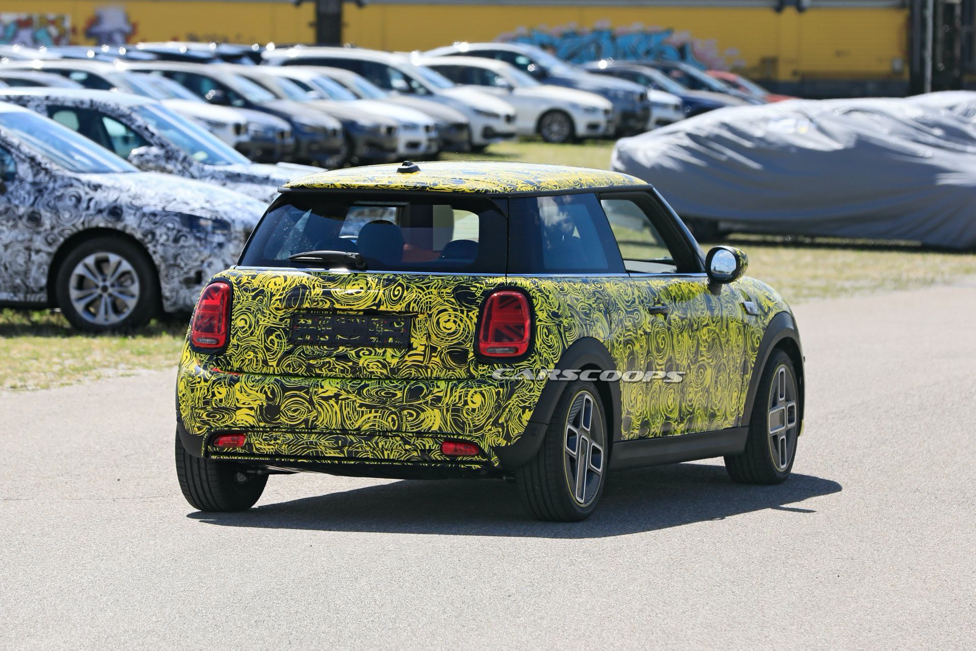 2021 MINI Cooper SE Electric City Car Already Getting A Facelift