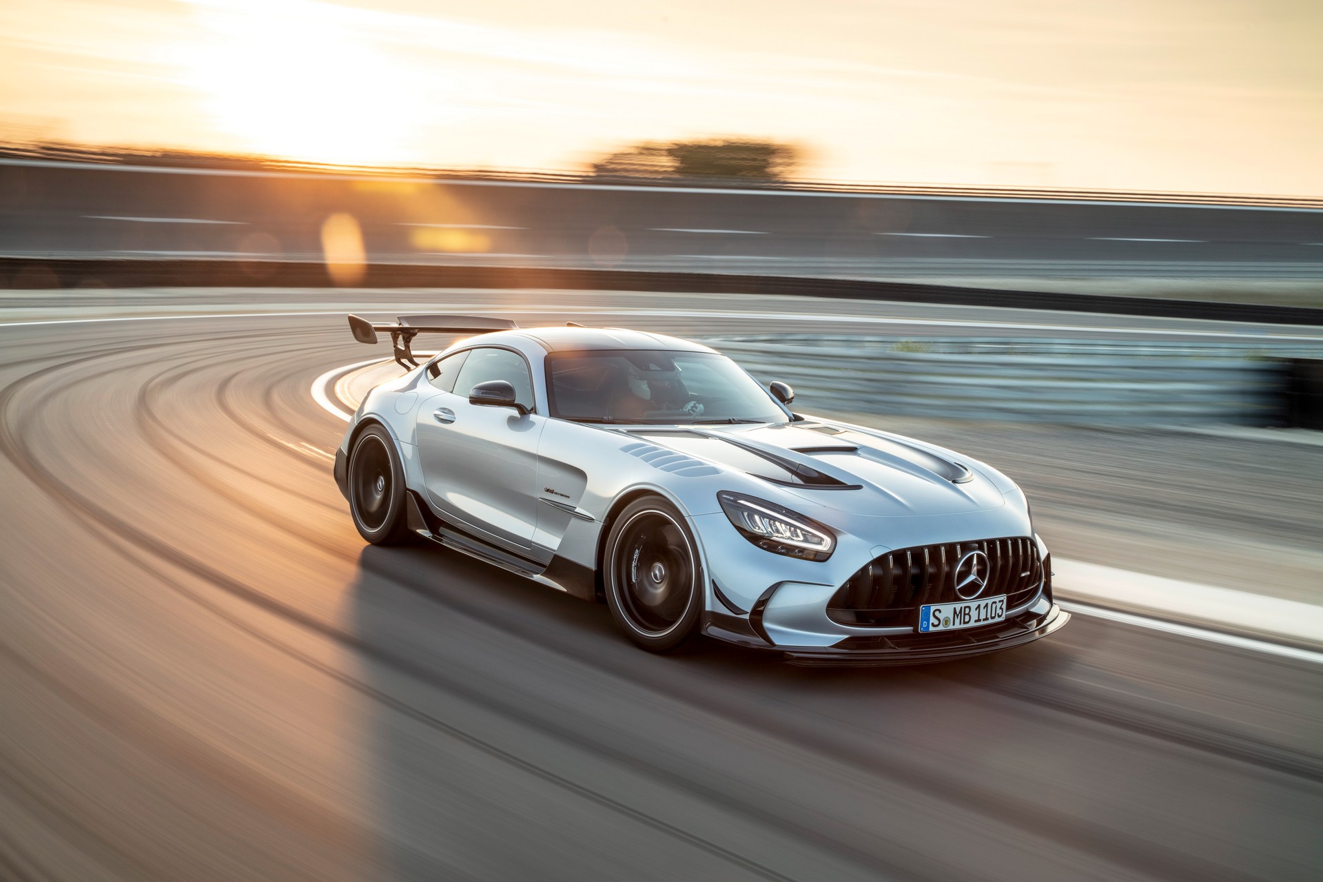 Mercedes-AMG GT Black Series Debuts With 720 HP And Top Speed Of 202 MPH