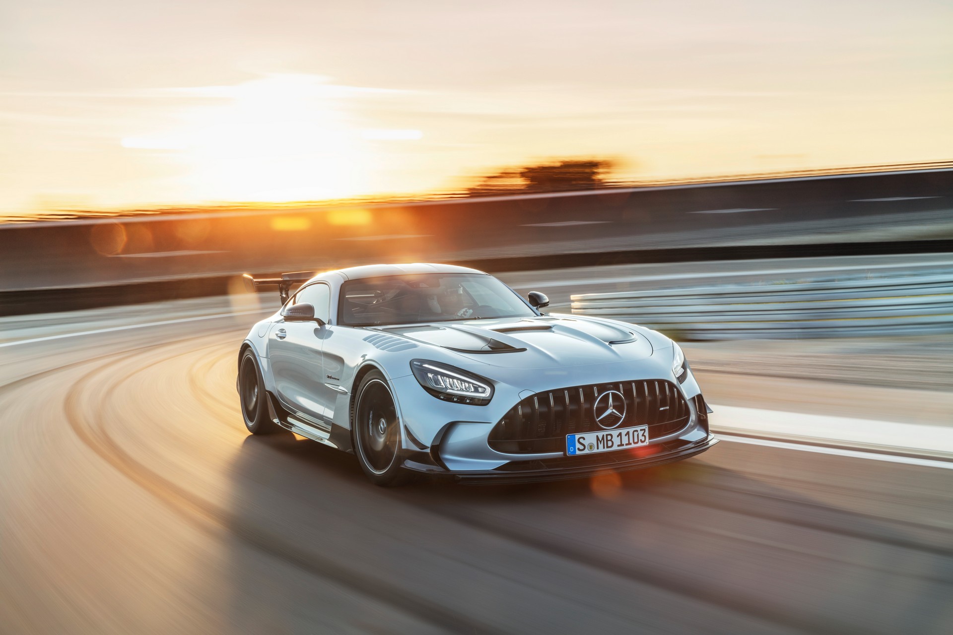 Mercedes-AMG GT Black Series Debuts With 720 HP And Top Speed Of 202 MPH