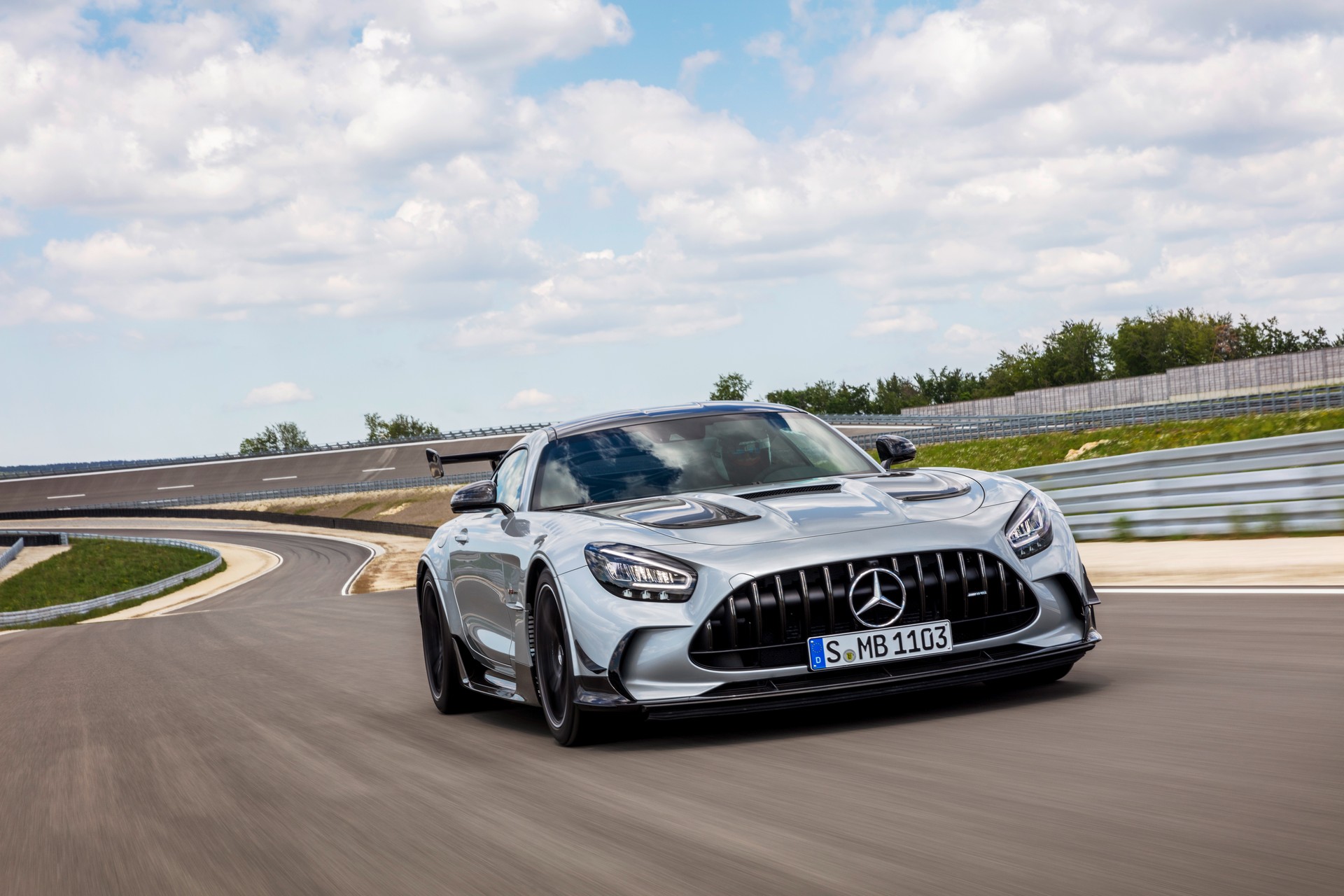 Mercedes-AMG GT Black Series Debuts With 720 HP And Top Speed Of 202 MPH