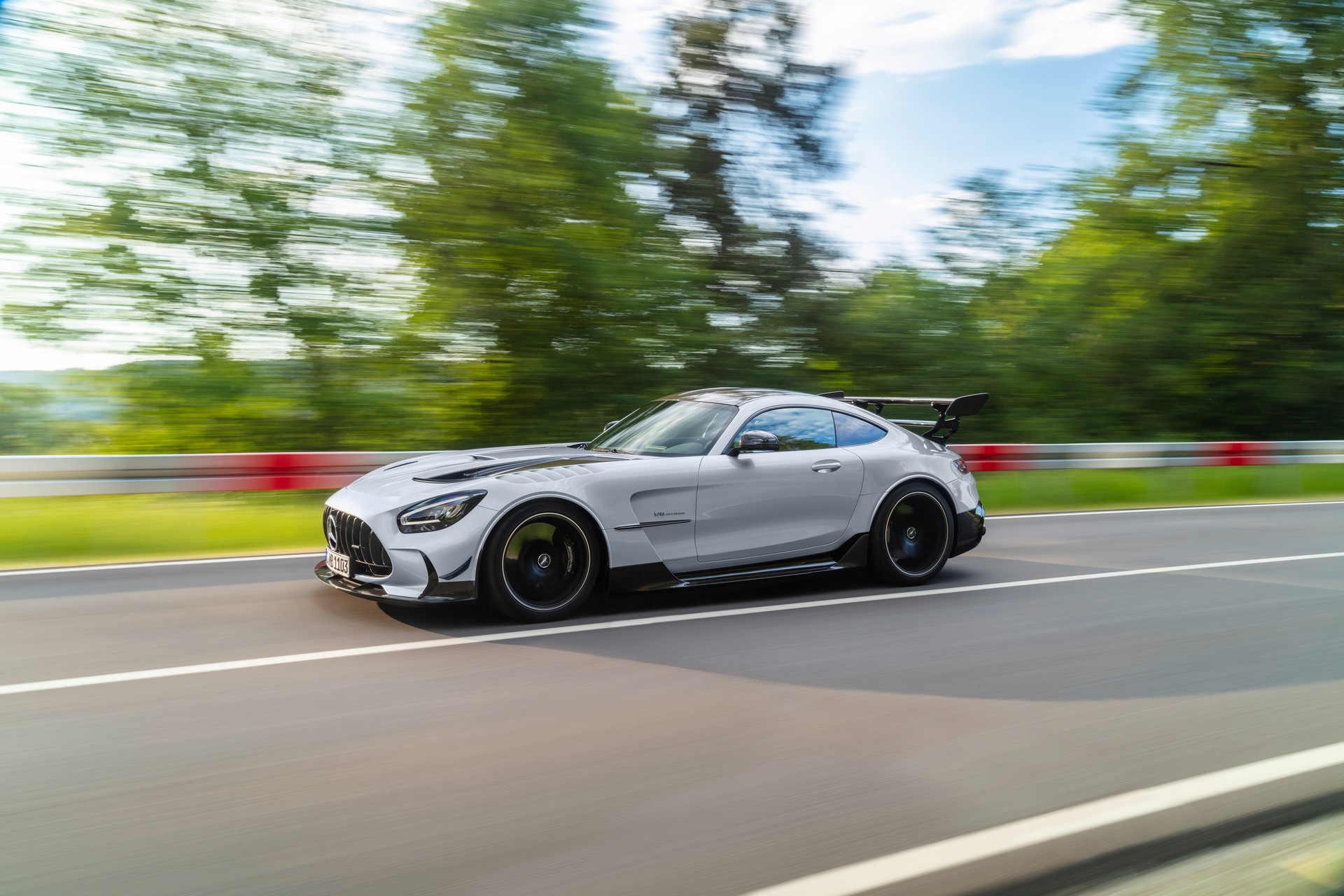 Mercedes-AMG GT Black Series Debuts With 720 HP And Top Speed Of 202 MPH