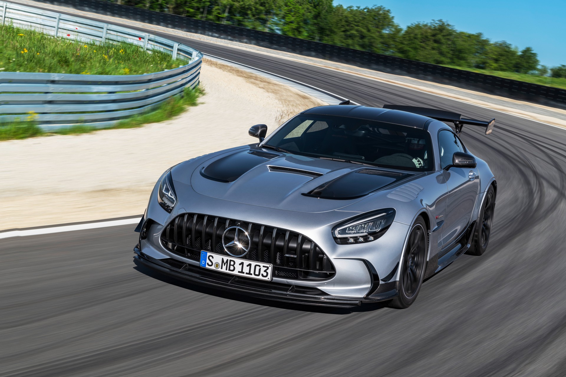 Mercedes-AMG GT Black Series Debuts With 720 HP And Top Speed Of 202 MPH