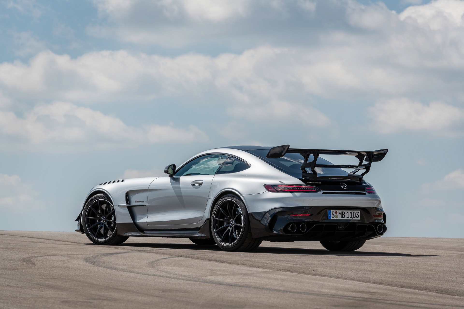 Mercedes-AMG GT Black Series Debuts With 720 HP And Top Speed Of 202 MPH