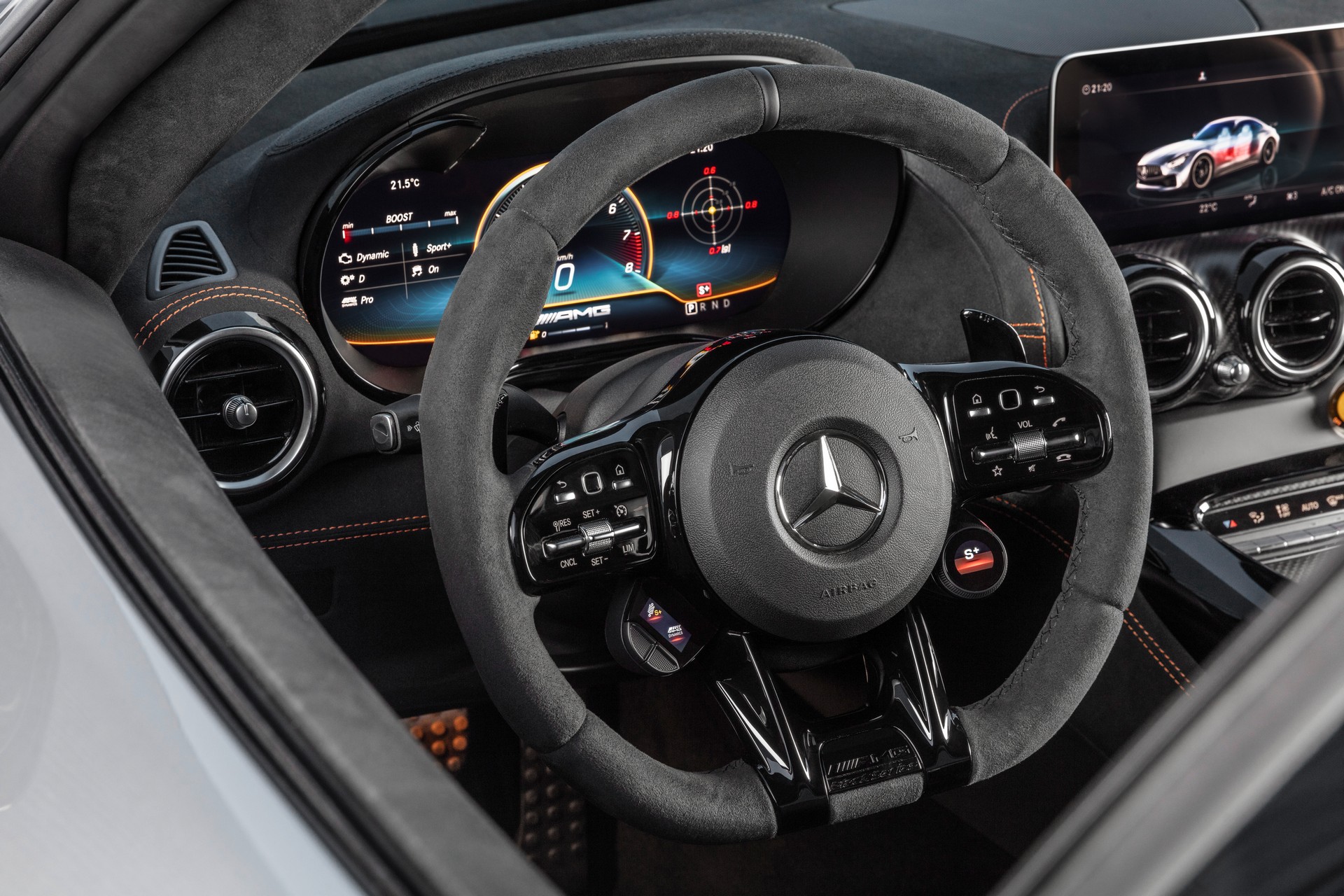 Mercedes-AMG GT Black Series Debuts With 720 HP And Top Speed Of 202 MPH