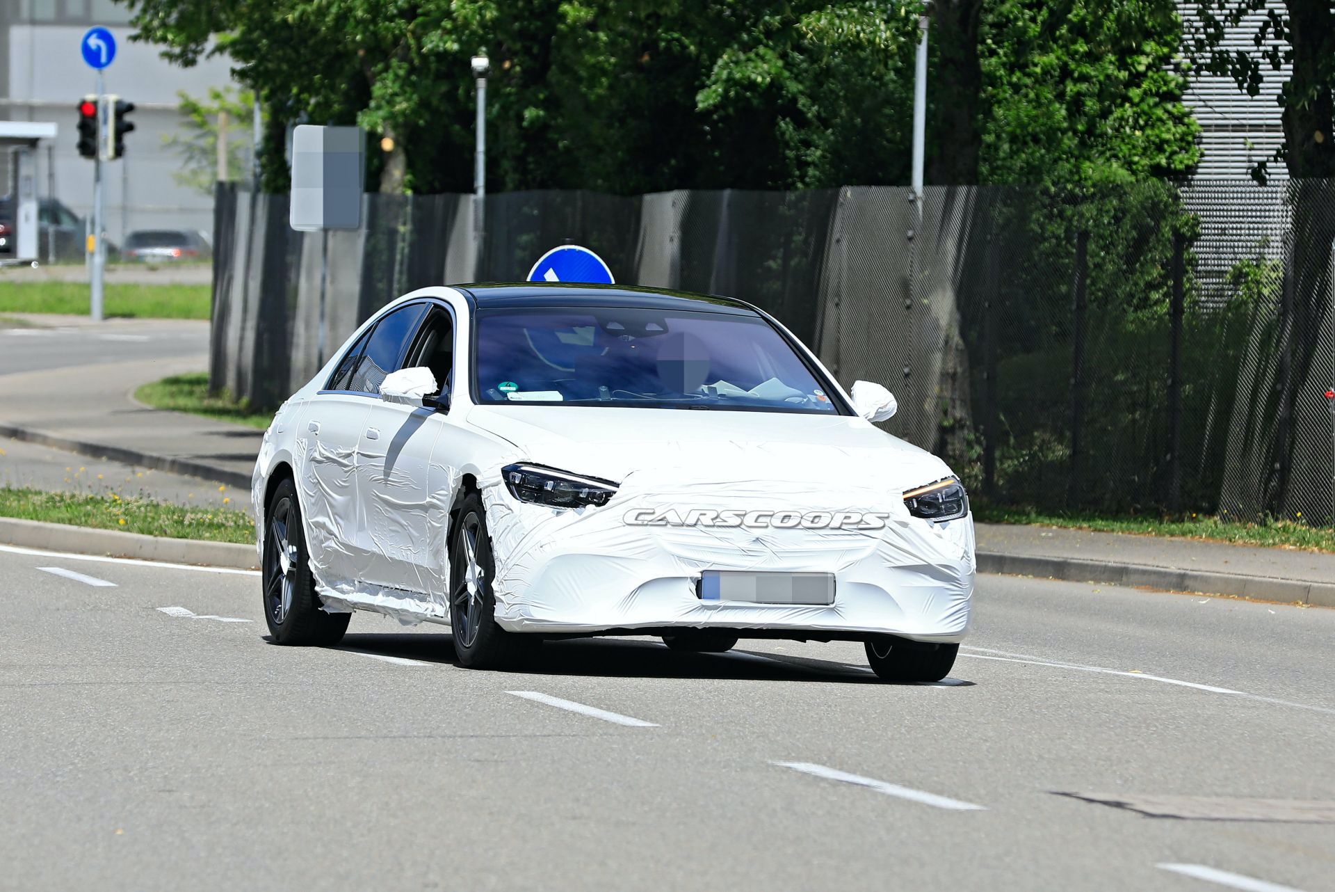 2021 Mercedes S-Class Changes Camo, Reveals New Lights And AMG Line Bits