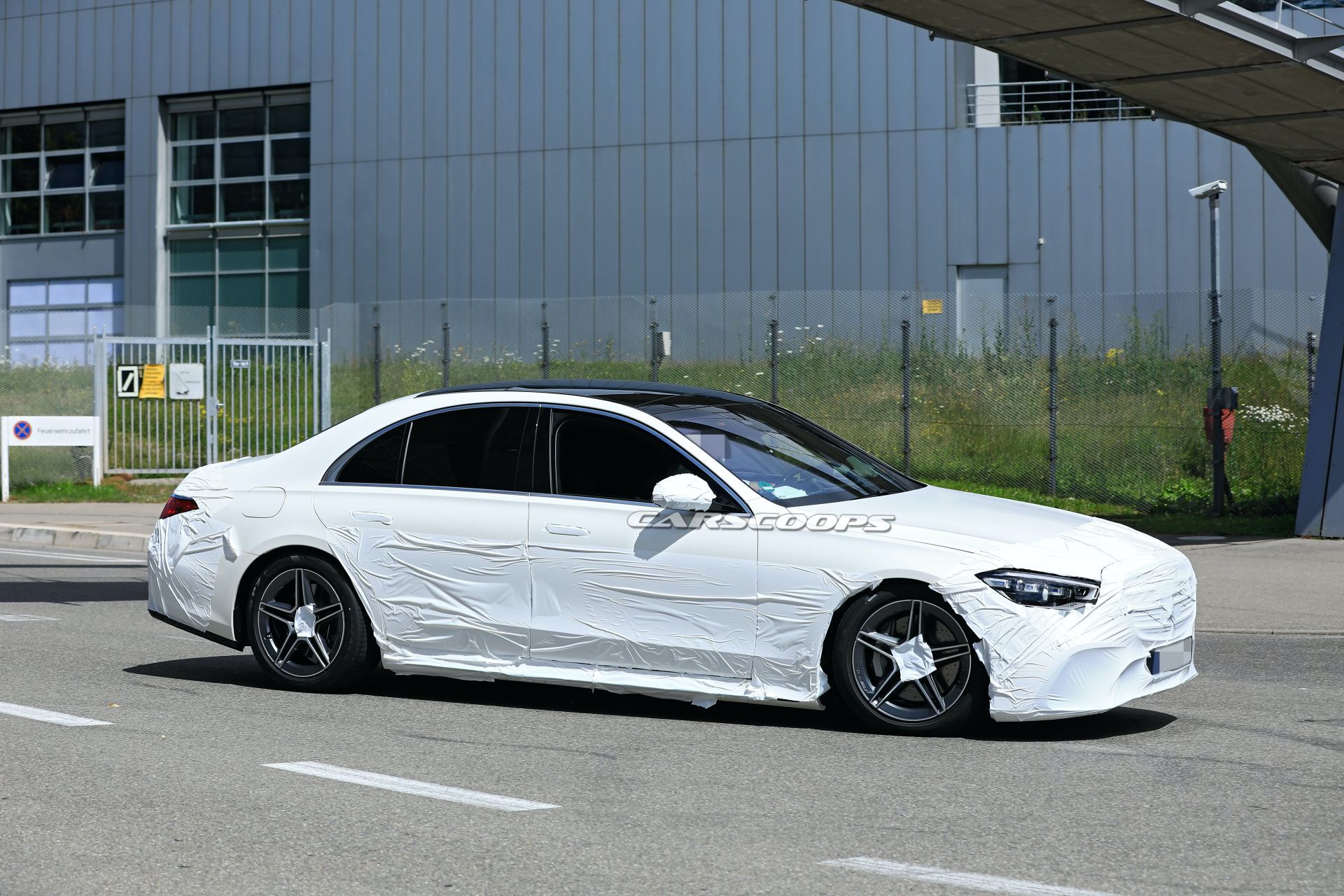 2021 Mercedes S-Class Changes Camo, Reveals New Lights And AMG Line Bits