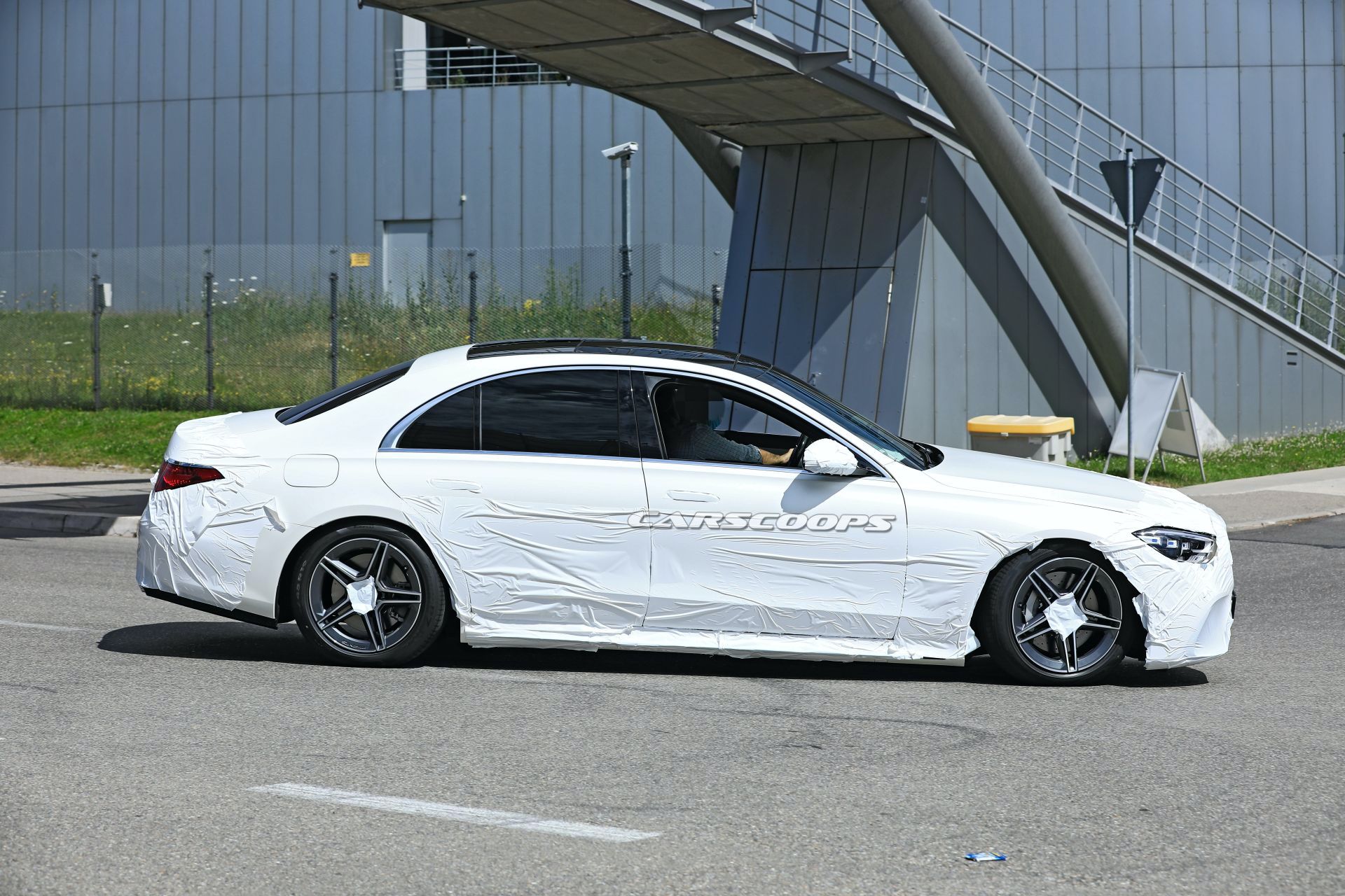 2021 Mercedes S-Class Changes Camo, Reveals New Lights And AMG Line Bits