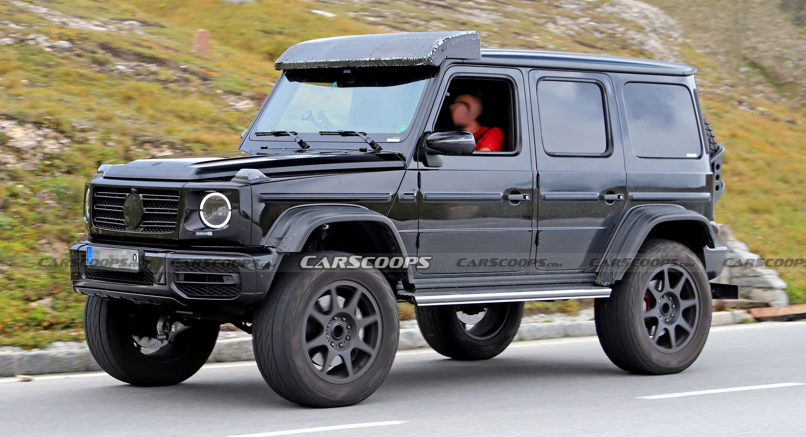 21 Mercedes Amg G Class 4x4 Spied Undisguised Looks Every Bit As Wild As The Original Carscoops