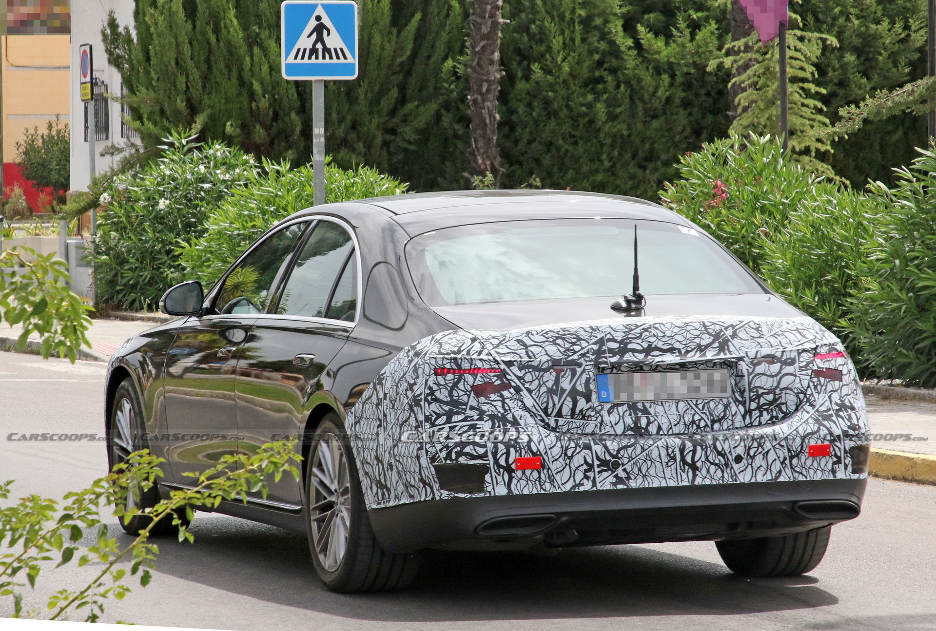 Here’s Another Up-Close Look At The 2021 Mercedes-Benz S-Class