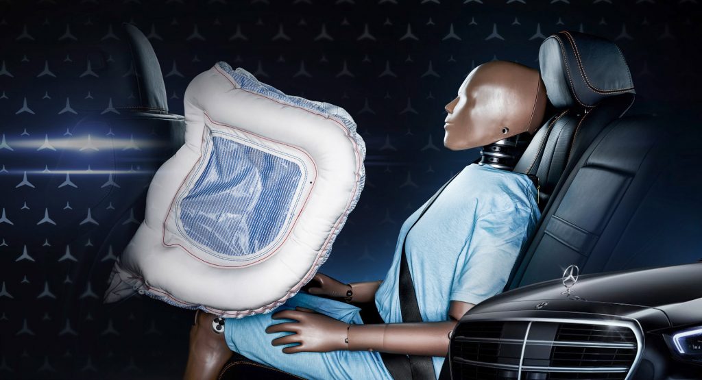  The 2021 Mercedes S-Class Has The World’s First Rear-Seat Airbags