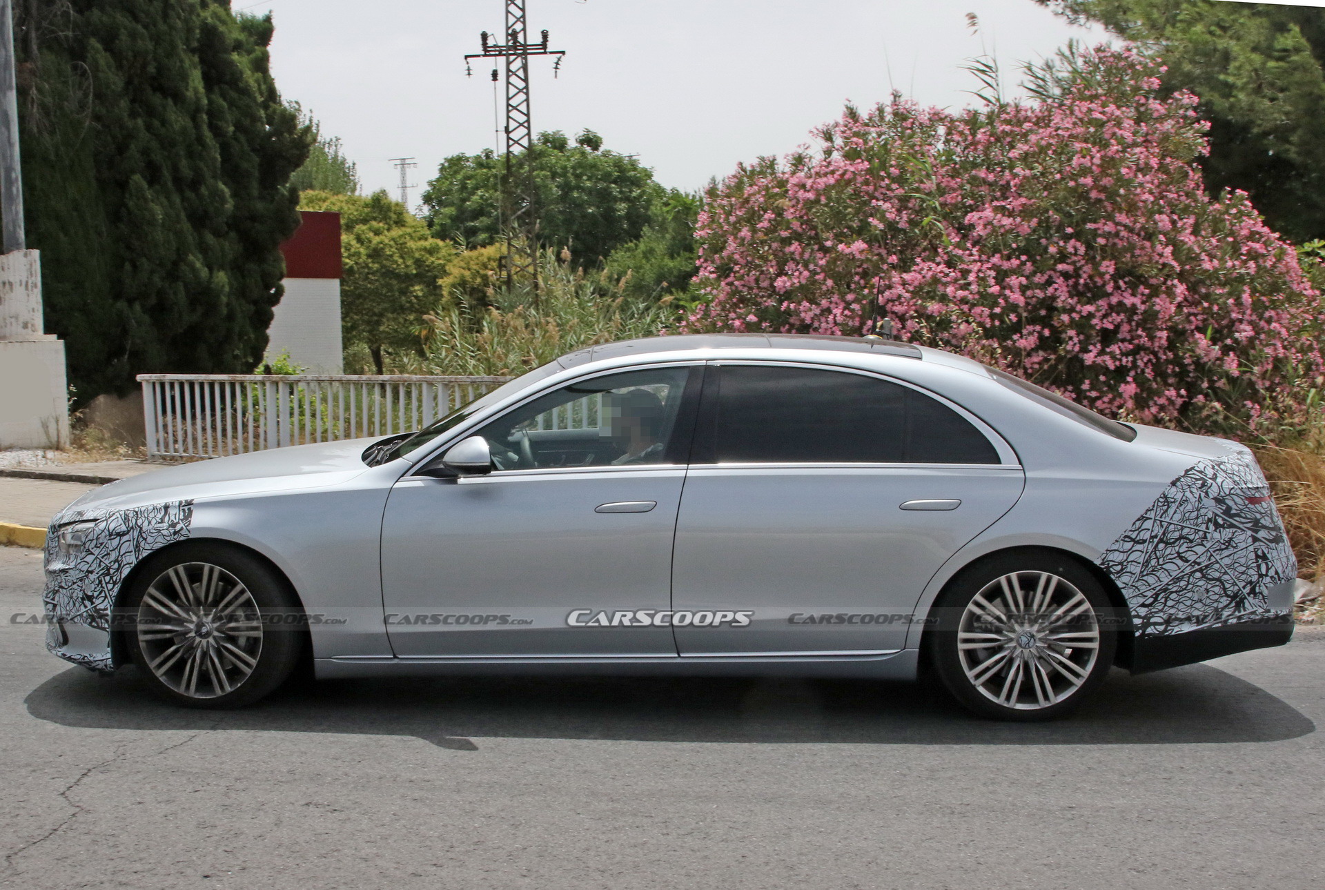 Here’s Another Up-Close Look At The 2021 Mercedes-Benz S-Class
