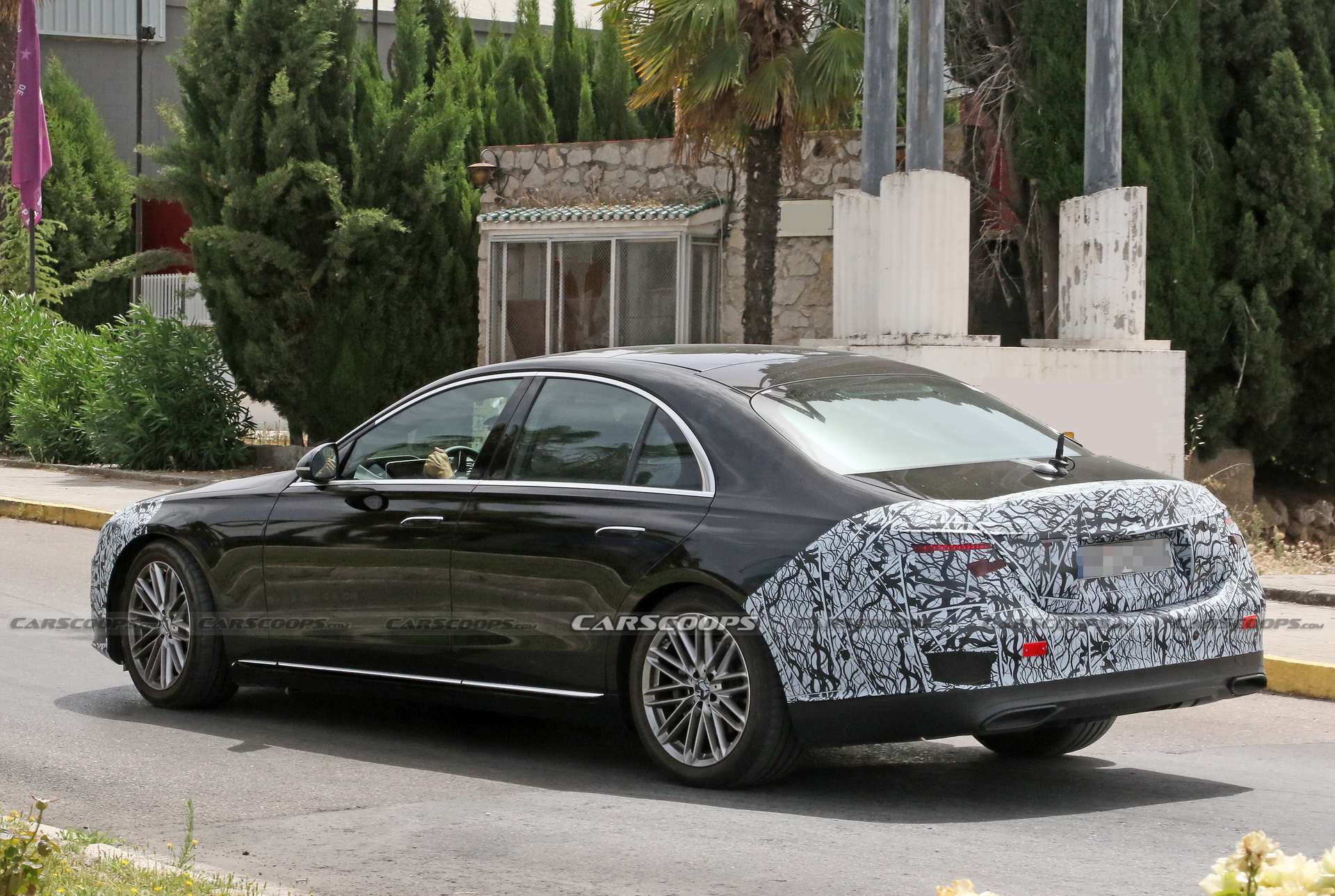 Here’s Another Up-Close Look At The 2021 Mercedes-Benz S-Class