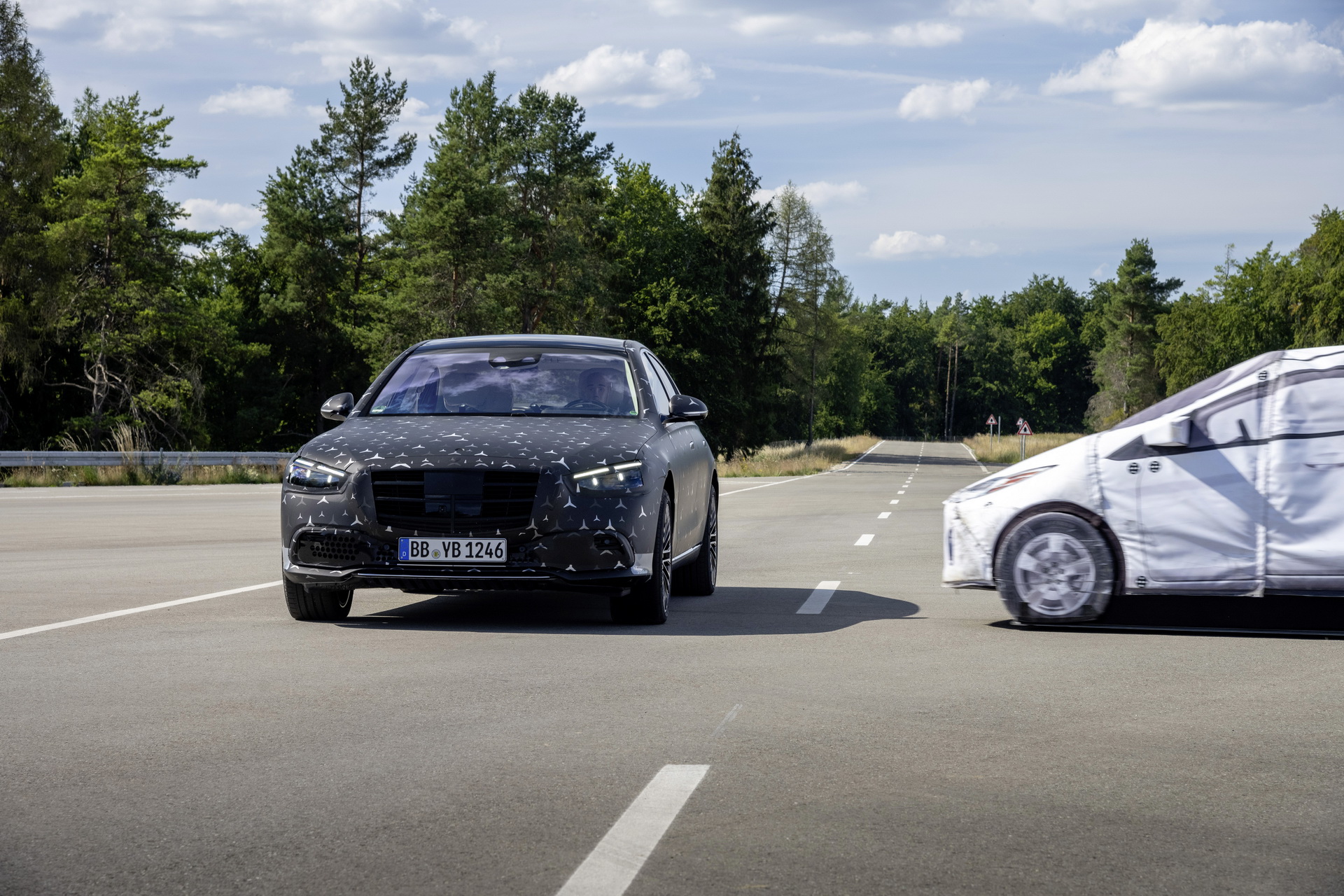 2021 Mercedes S-Class Goes Official: All Hail The New Luxury King (+250 Photos & Videos)