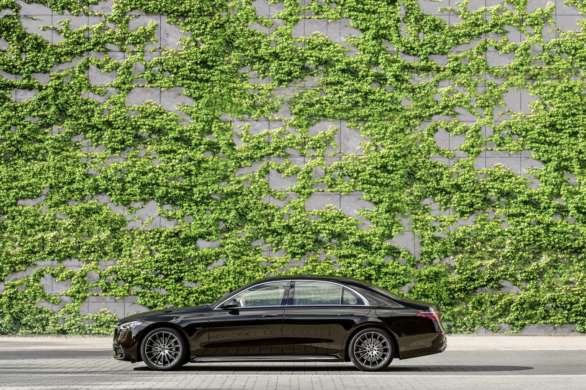 2021 Mercedes S-Class Goes Official: All Hail The New Luxury King (+250 Photos & Videos)