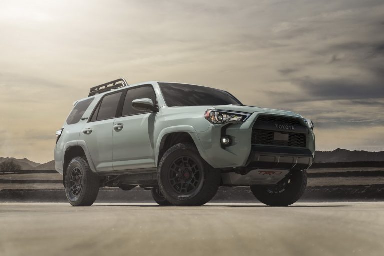 Тойота 4runner 2021