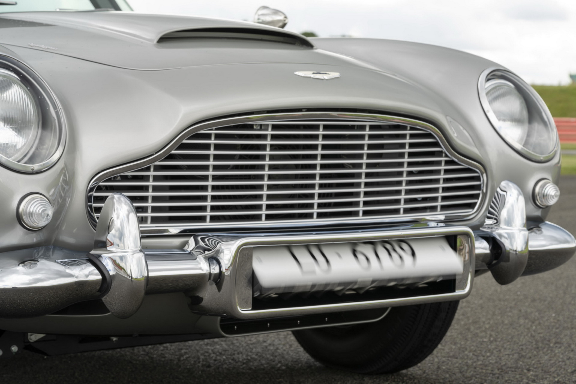 First Aston Martin DB5 Goldfinger Continuation Built After 4,500 Hours Of ‘Meticulous Construction’