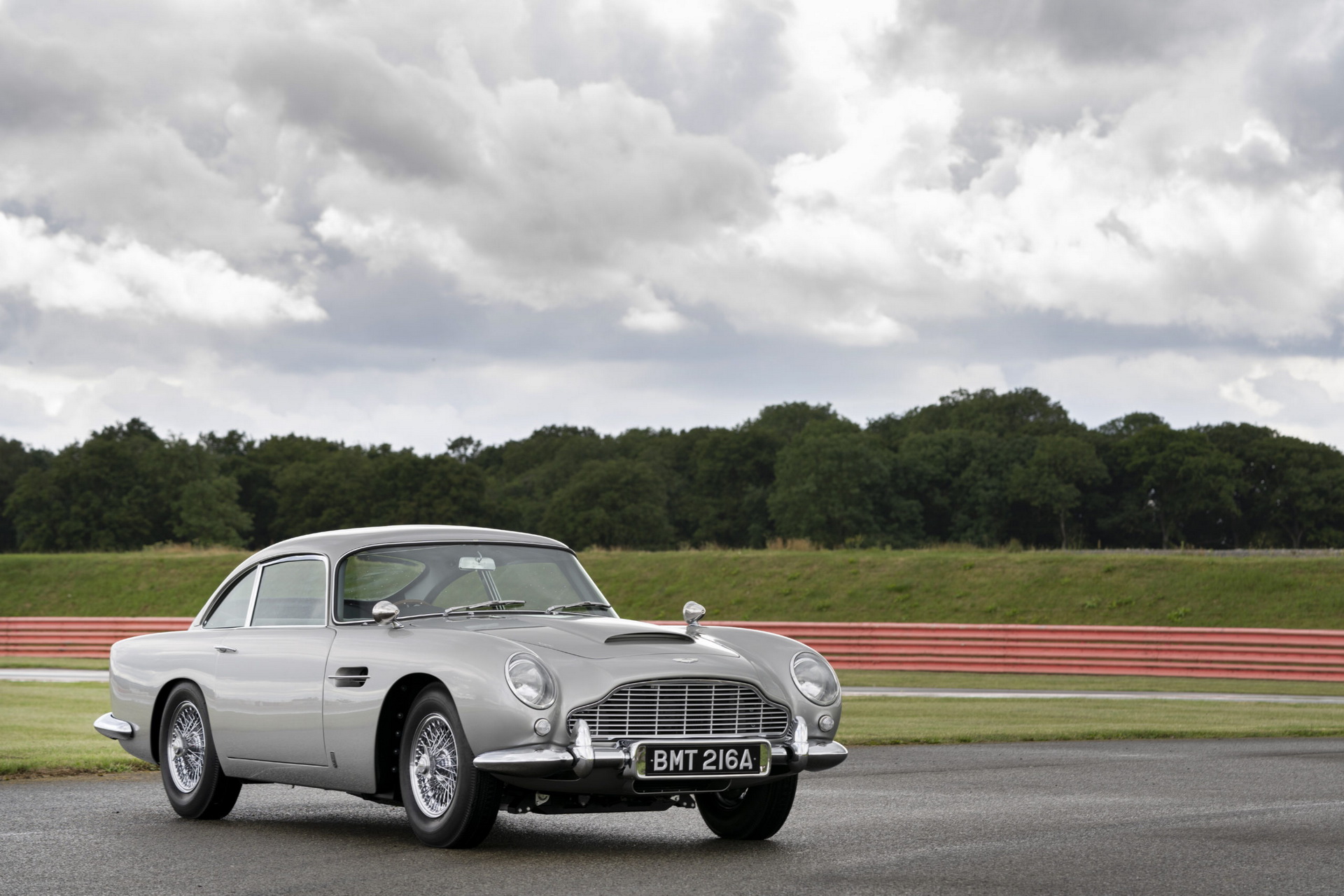 First Aston Martin DB5 Goldfinger Continuation Built After 4,500 Hours Of ‘Meticulous Construction’