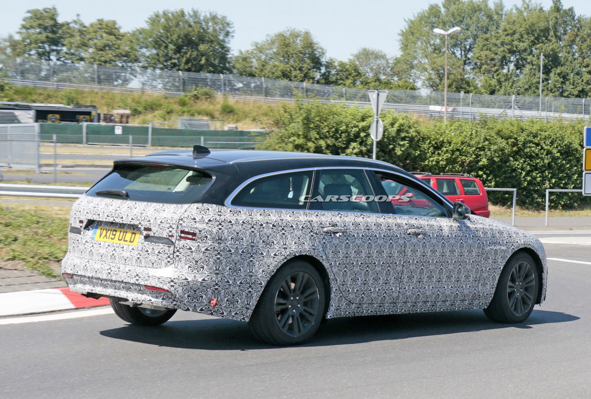 2021 Jaguar XF Sportbrake Wants To Make A Stand In The Executive Estate Segment