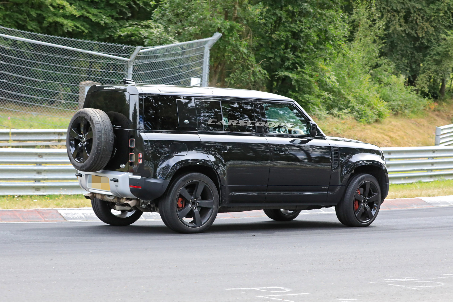 Does The 2021 Land Rover Defender V8 Look Better In Black?