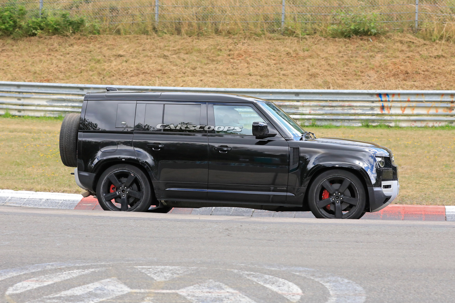 Does The 2021 Land Rover Defender V8 Look Better In Black?