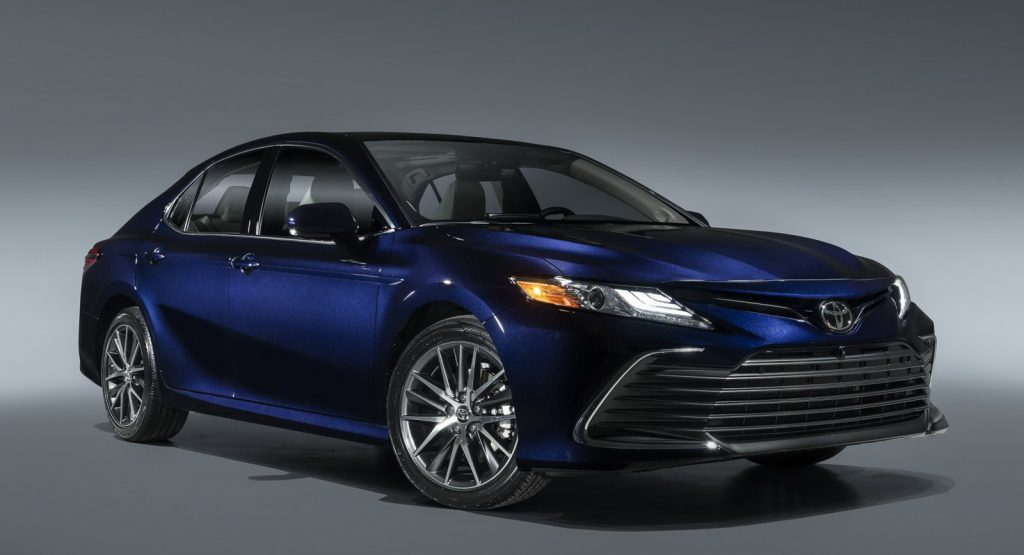  2021 Toyota Camry Debuts New Safety Tech And XSE Hybrid Grade