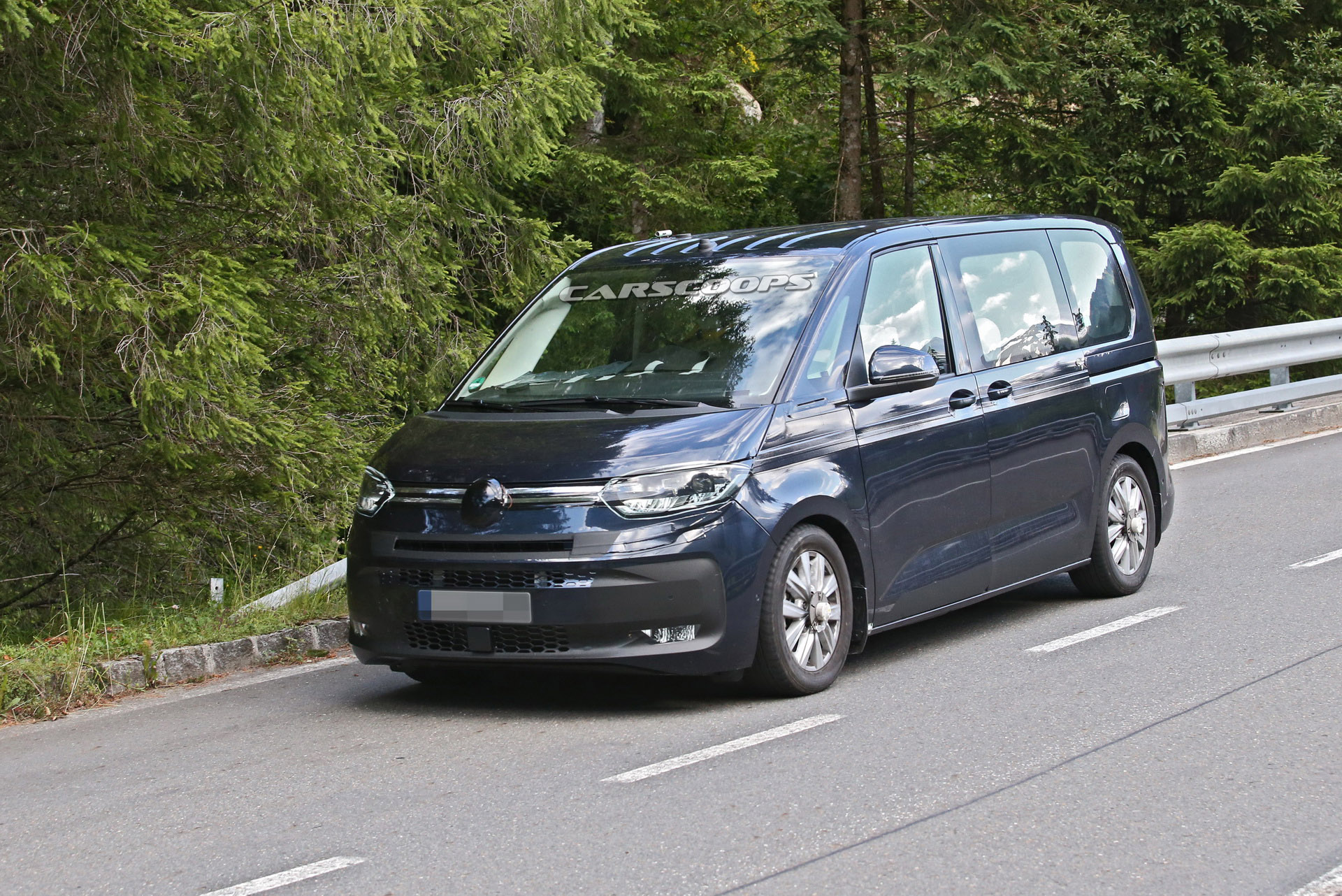2021 VW T7 Loses Most Camo, Reveals Golf-Inspired Front End