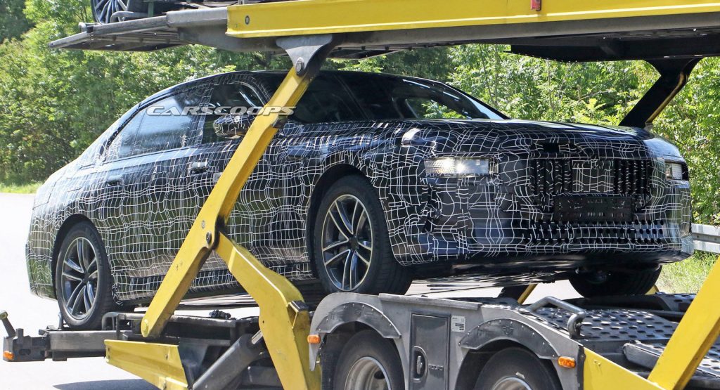 Next-Gen BMW 7-Series Spied Wearing Production Body