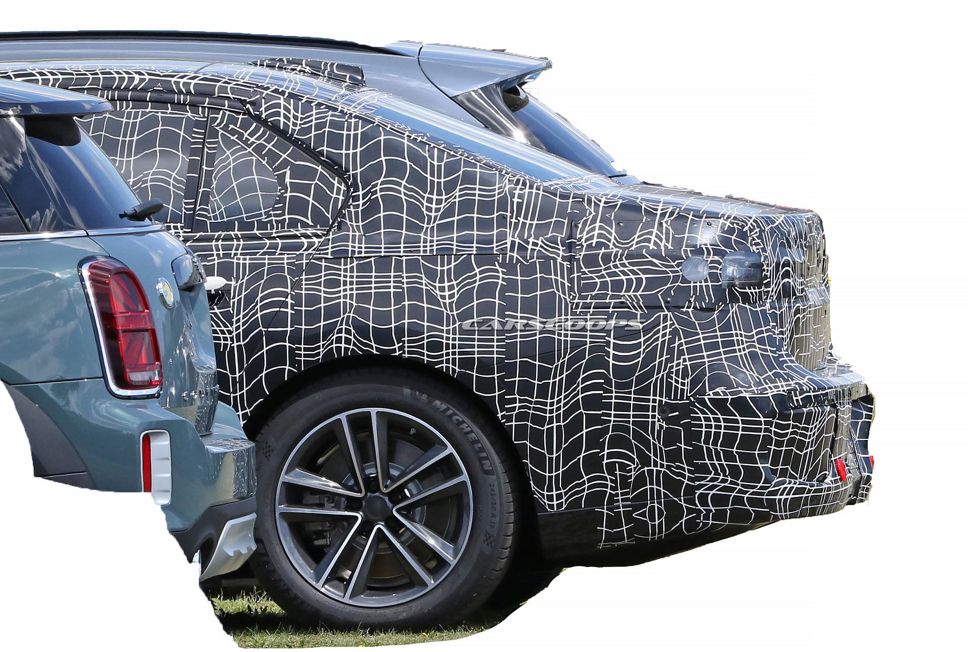 Next-Gen BMW 7-Series Spied Wearing Production Body