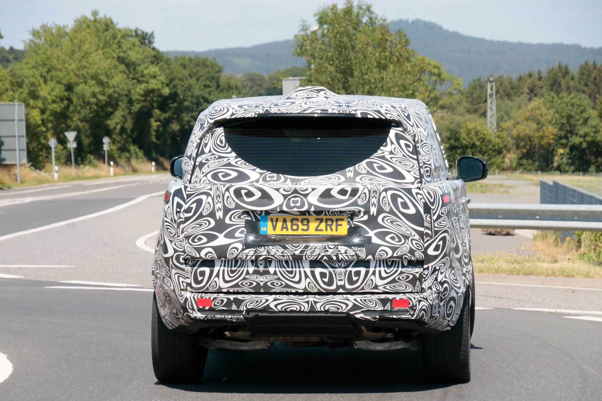 All-New 2022 Range Rover Trades Off-Roading For The Nurburgring As Testing Continues