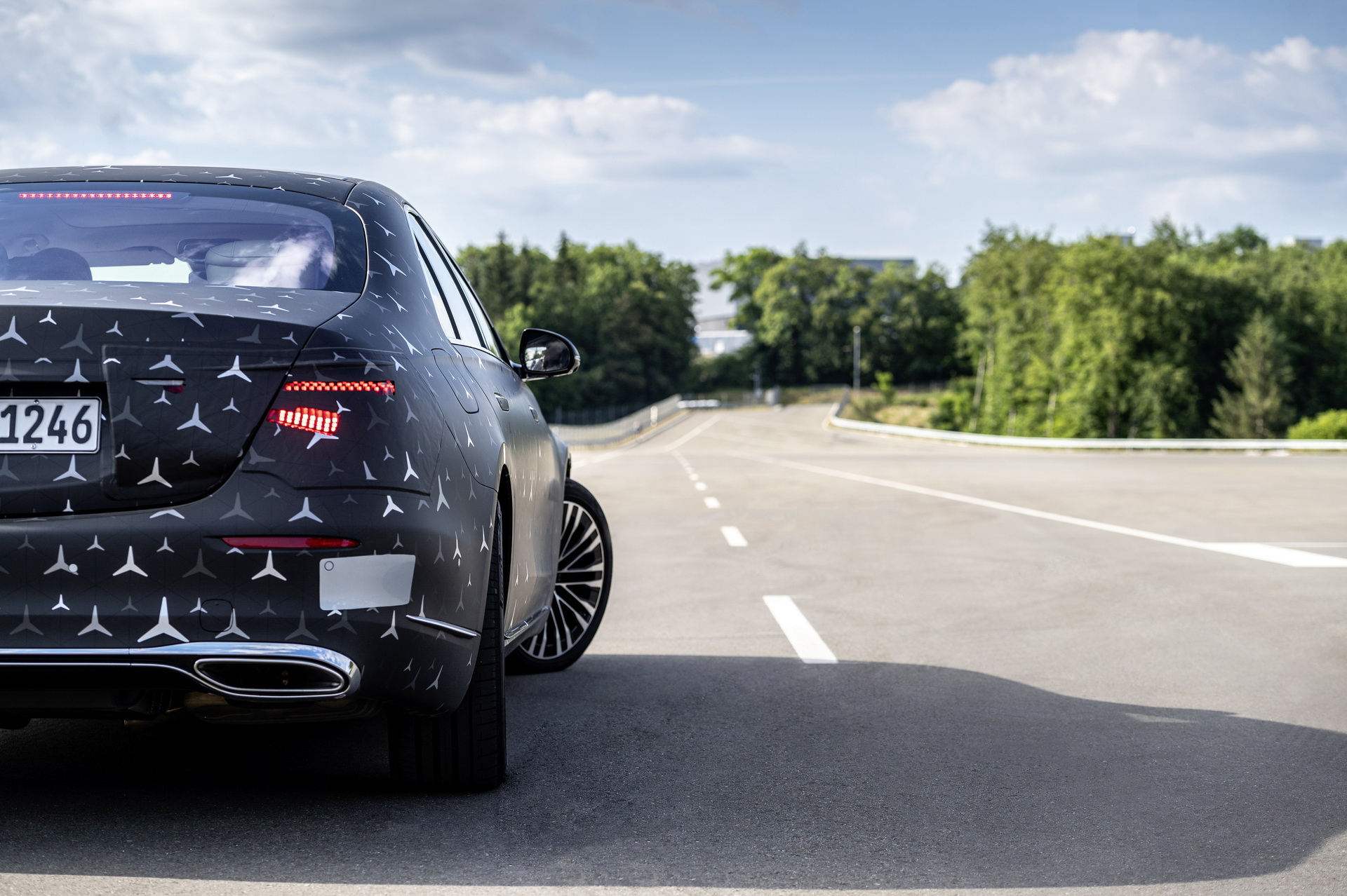 2021 Mercedes-Benz S-Class Will Be A Tech Fest, From Rear-Axle Steering To Trick Suspension