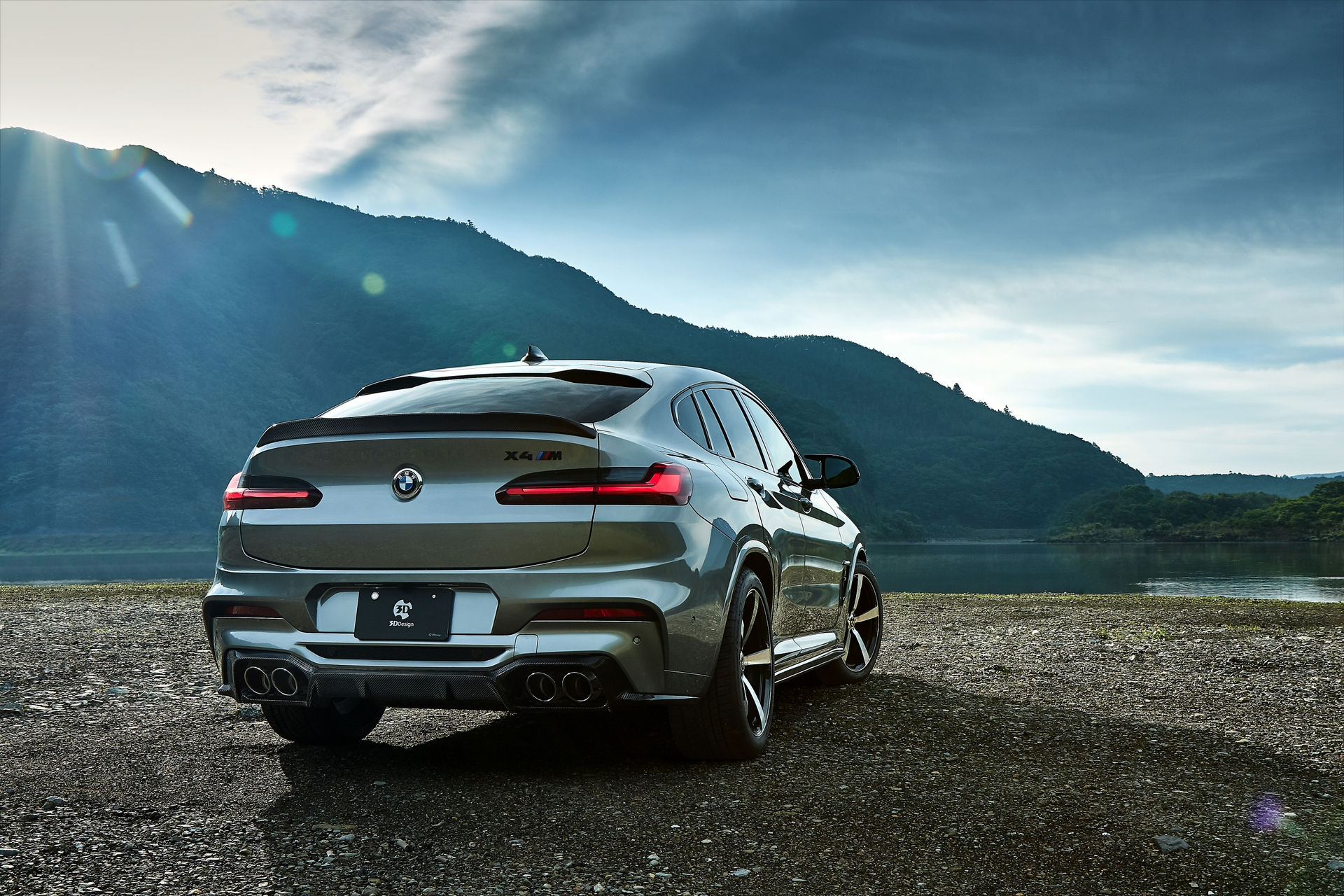 What Do You Think About This BMW X4 M With Aftermarket Carbon Parts?