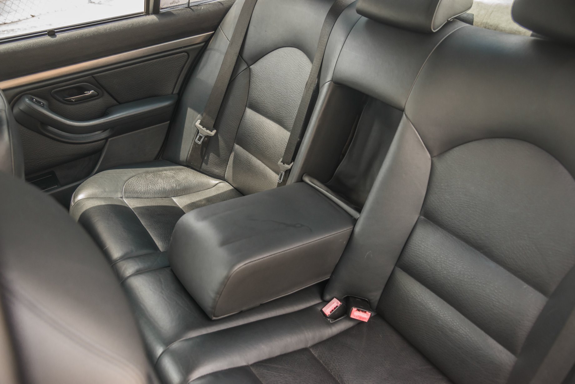 Would You Buy An E39-Gen BMW M5 With 134K Miles On The Odo?