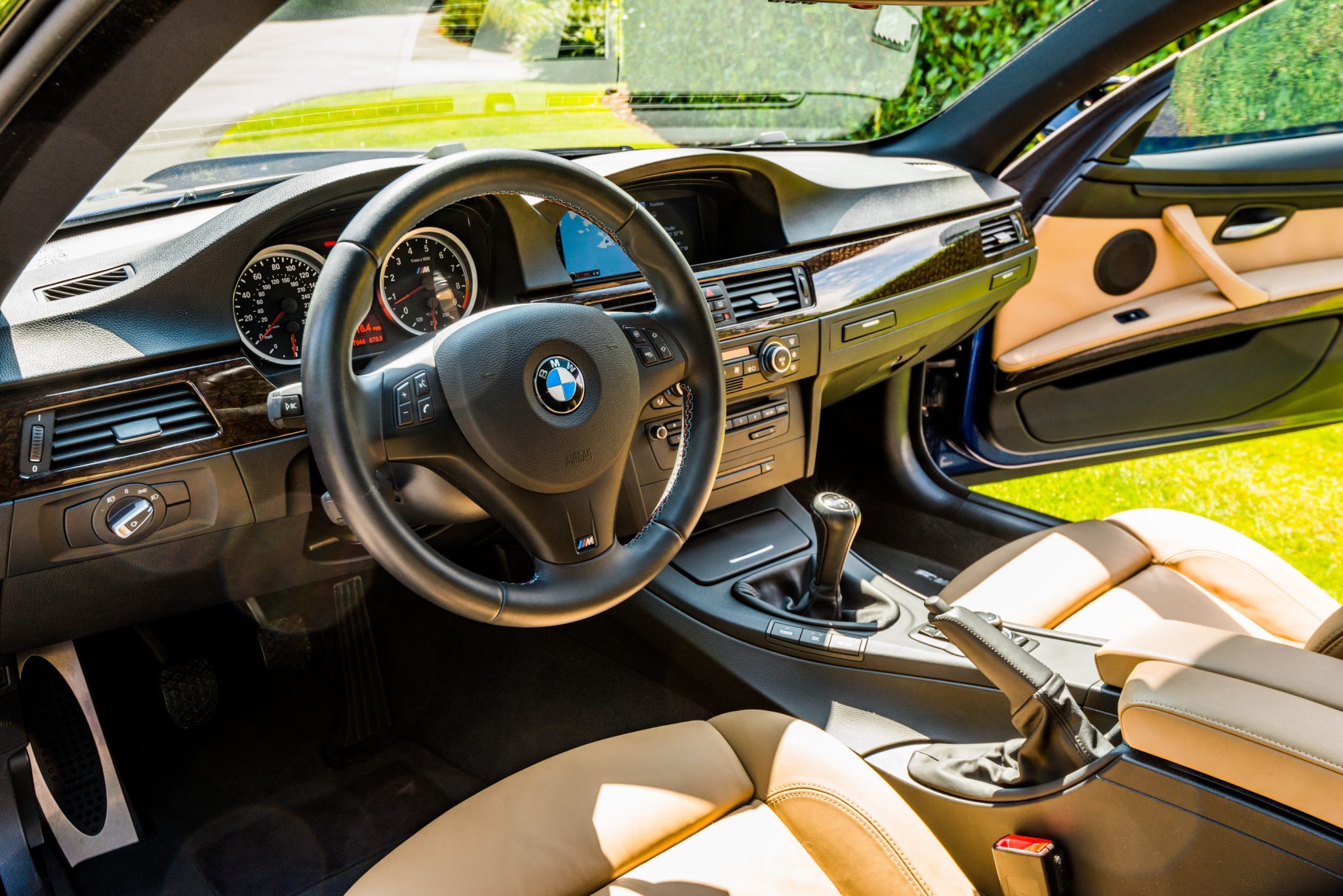 Low-Mileage BMW E92 M3 Has A Six-Speed Manual And A Roaring V8