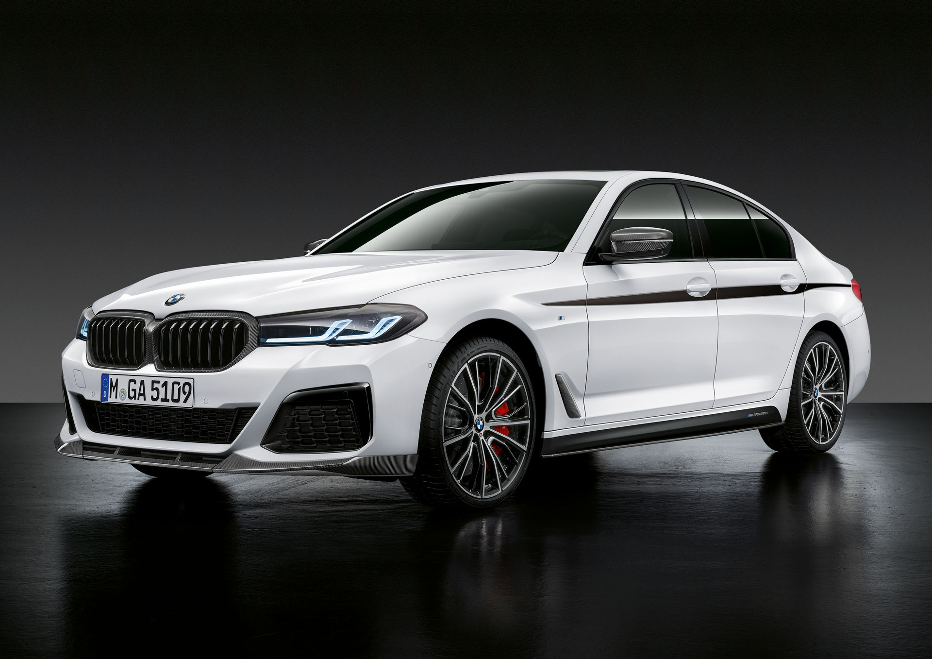 BMW Unveils M Performance Parts For New 5-Series, M5, And M5 Competition