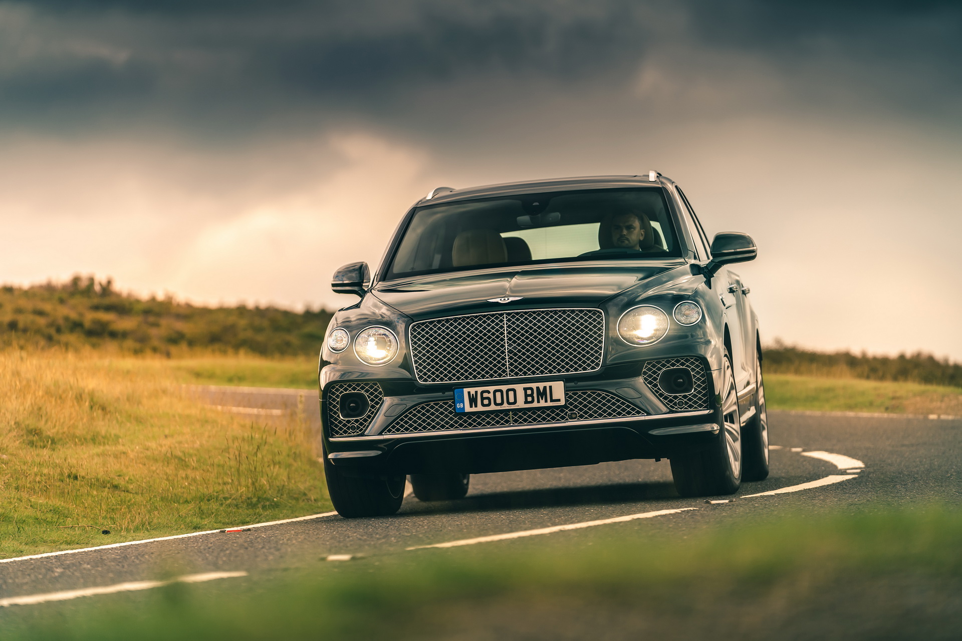 2021 Bentley Bentayga Reveals Its Fanciest, Four-Seat Variant