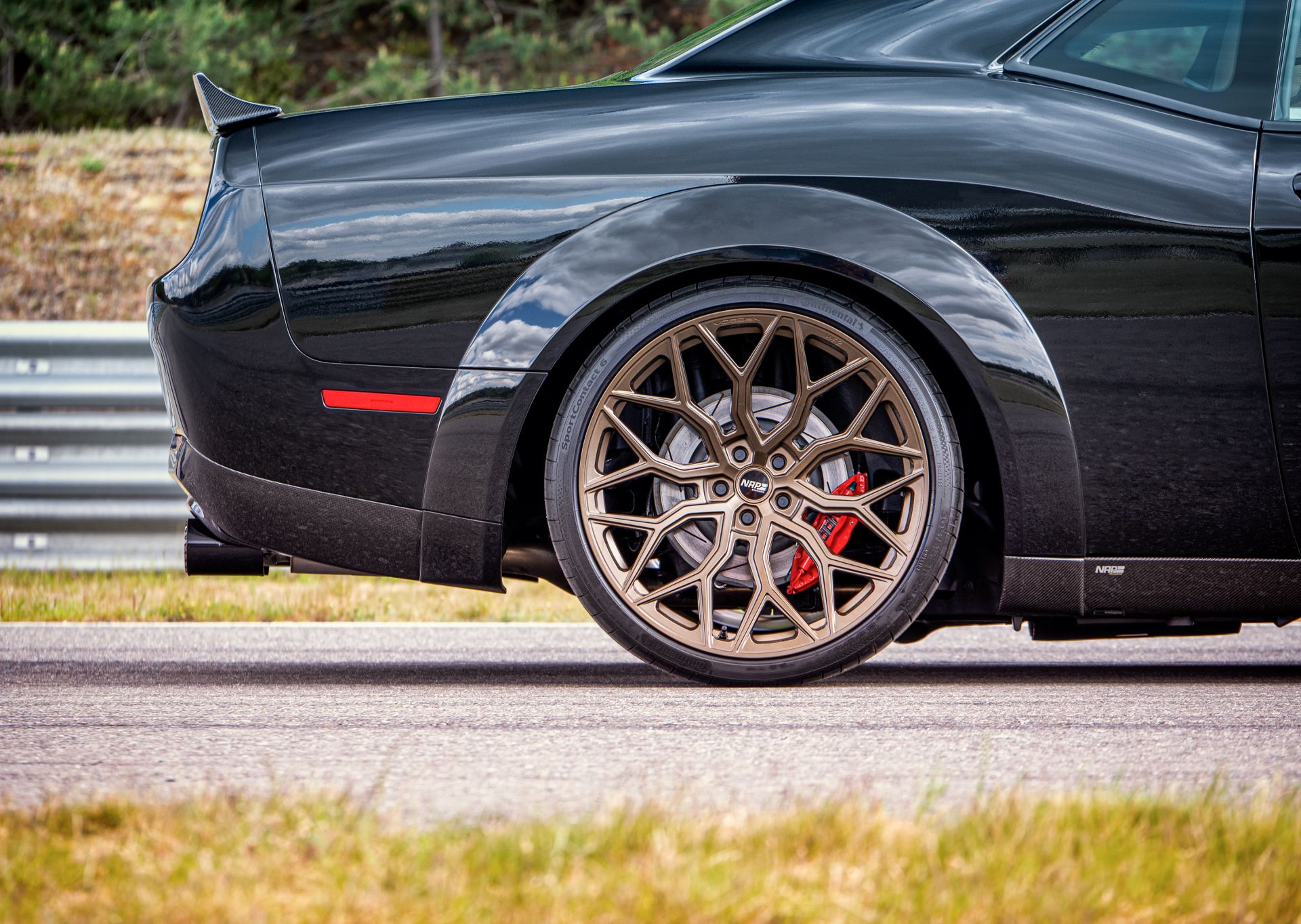 German Tuner Spruces Up Dodge Challenger R/T Scat Pack Widebody