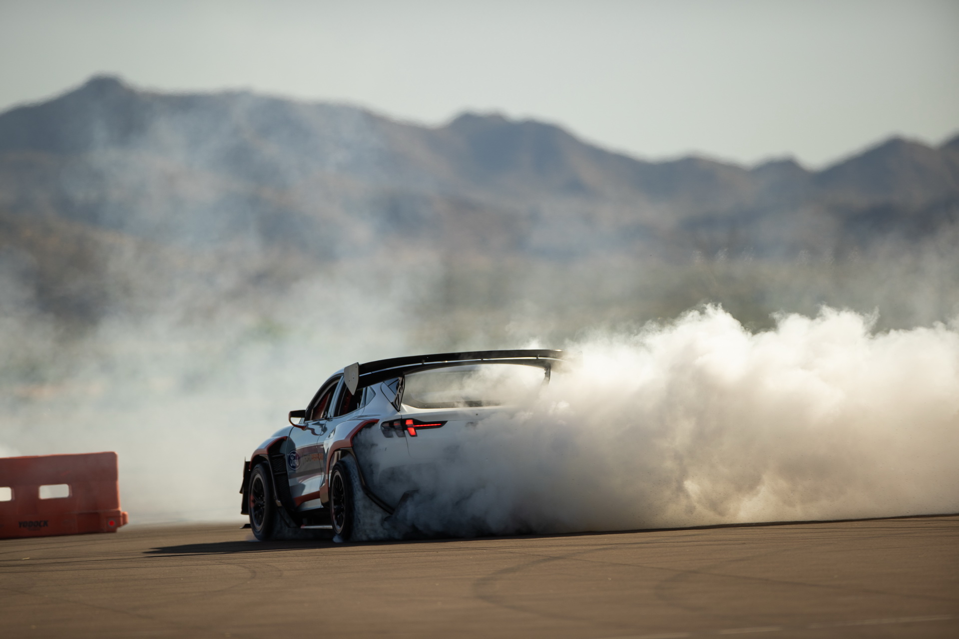 Ford’s Wild Mustang Mach-E Prototype Racer Comes With Seven Motors, 1400 HP