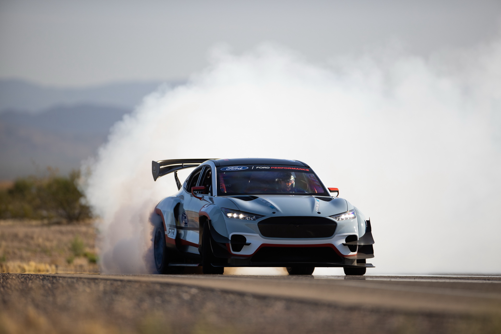 Ford’s Wild Mustang Mach-E Prototype Racer Comes With Seven Motors, 1400 HP